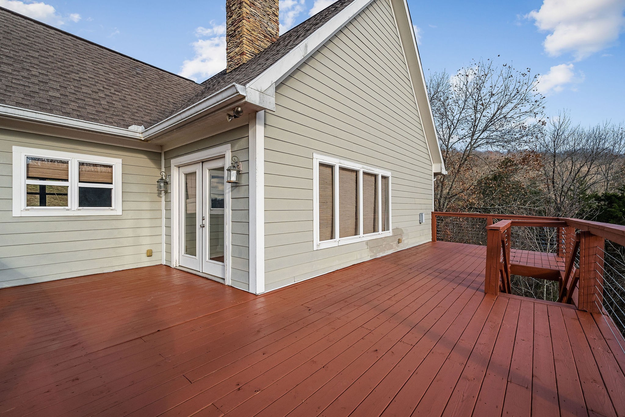 280 Sandgate Dr