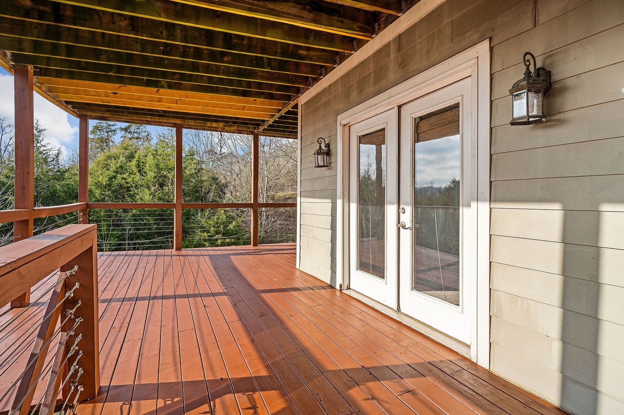 280 Sandgate Dr