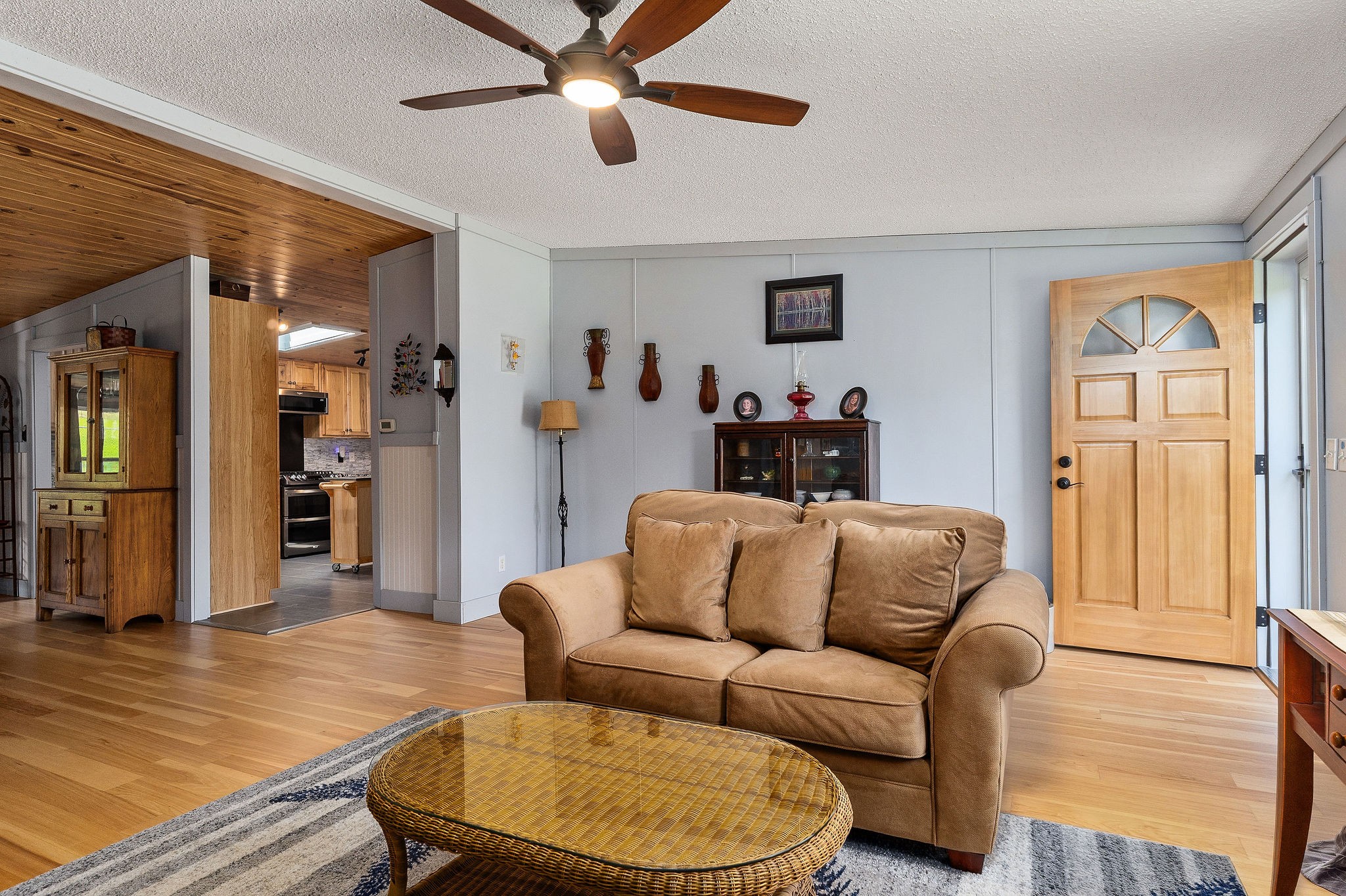 127 Grant Rd
