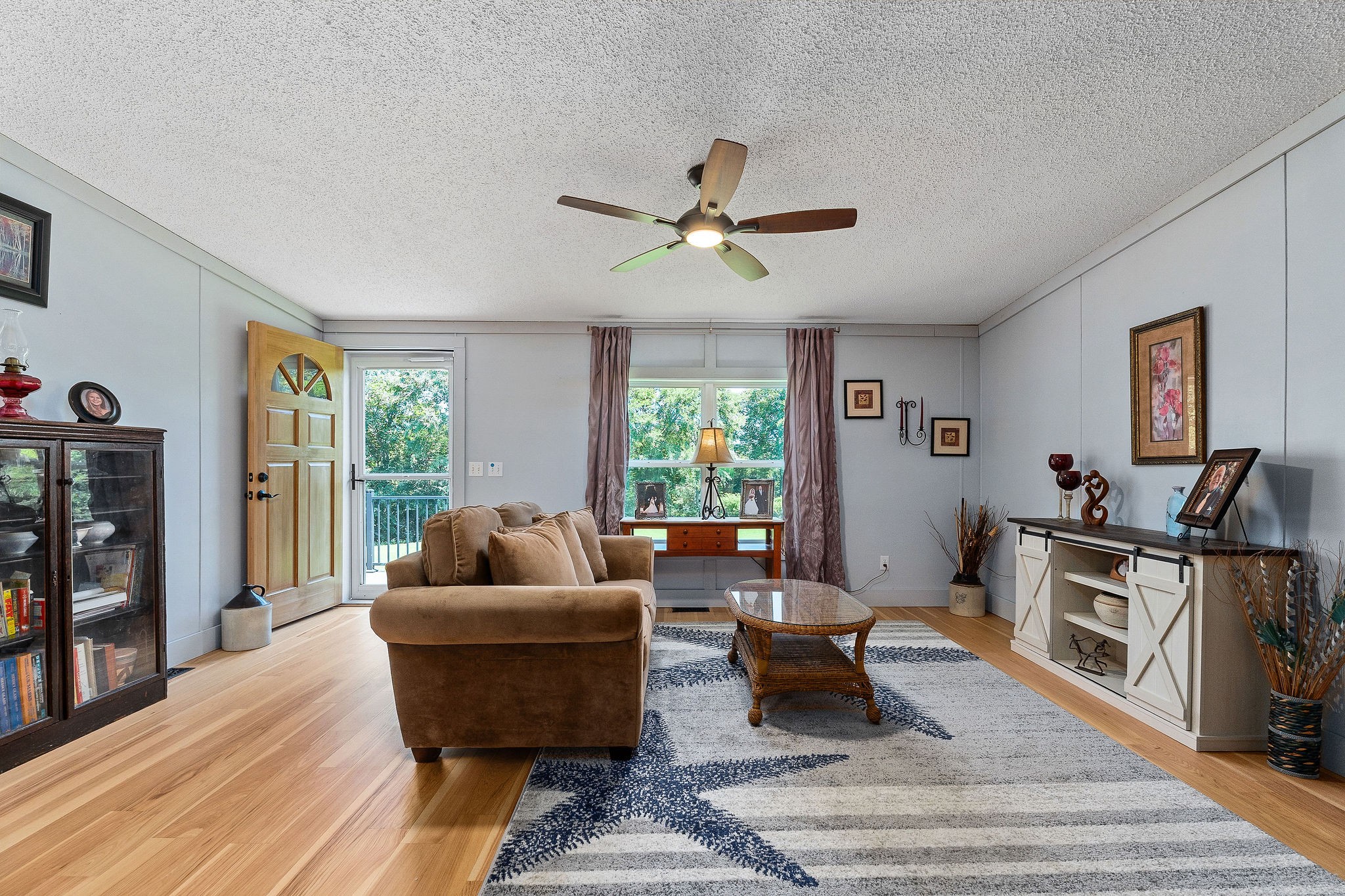 127 Grant Rd