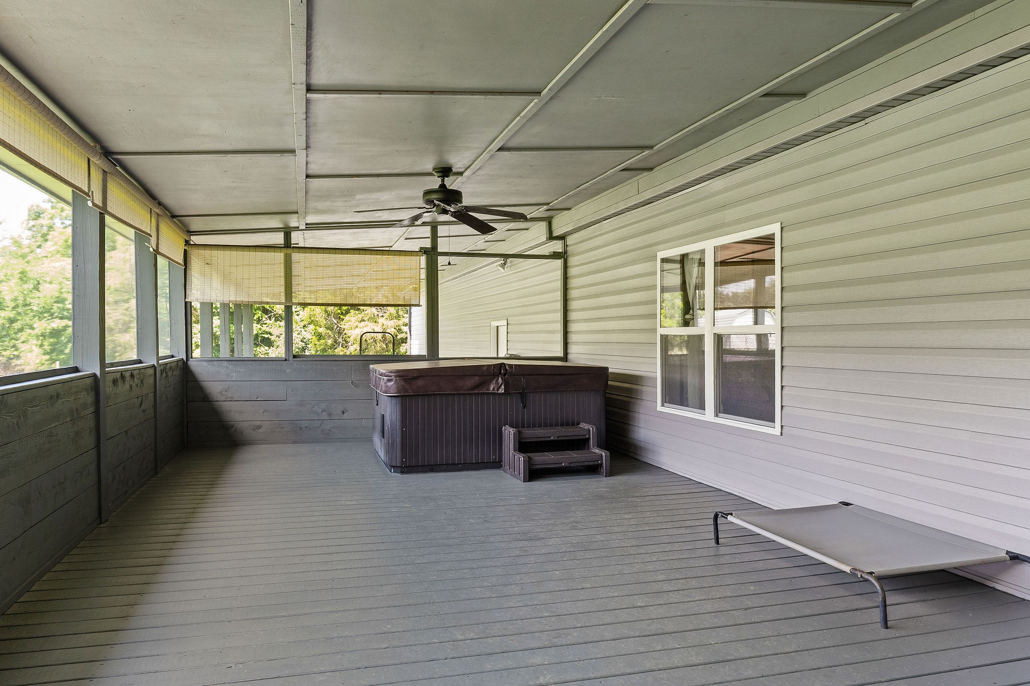127 Grant Rd