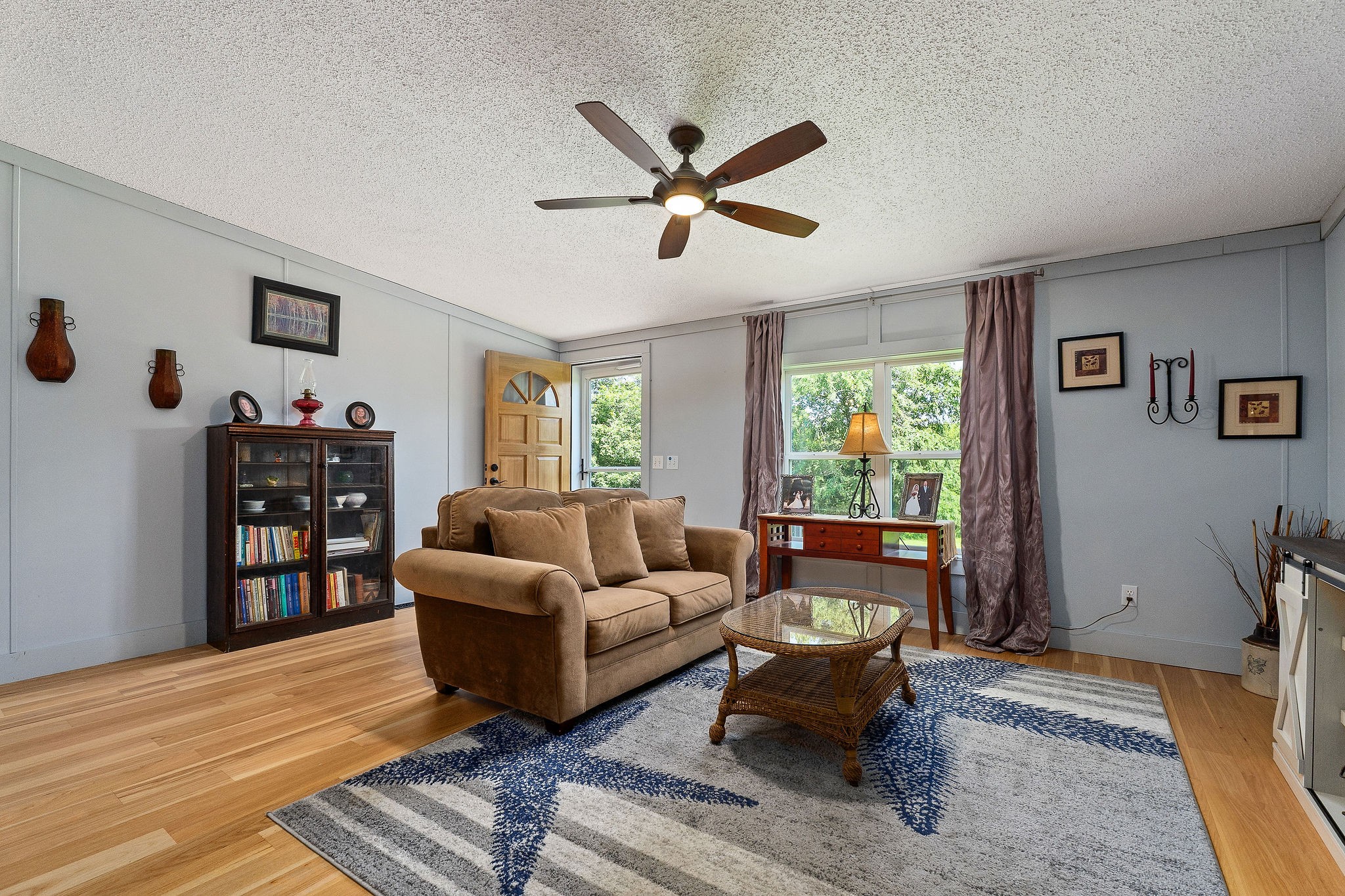 127 Grant Rd