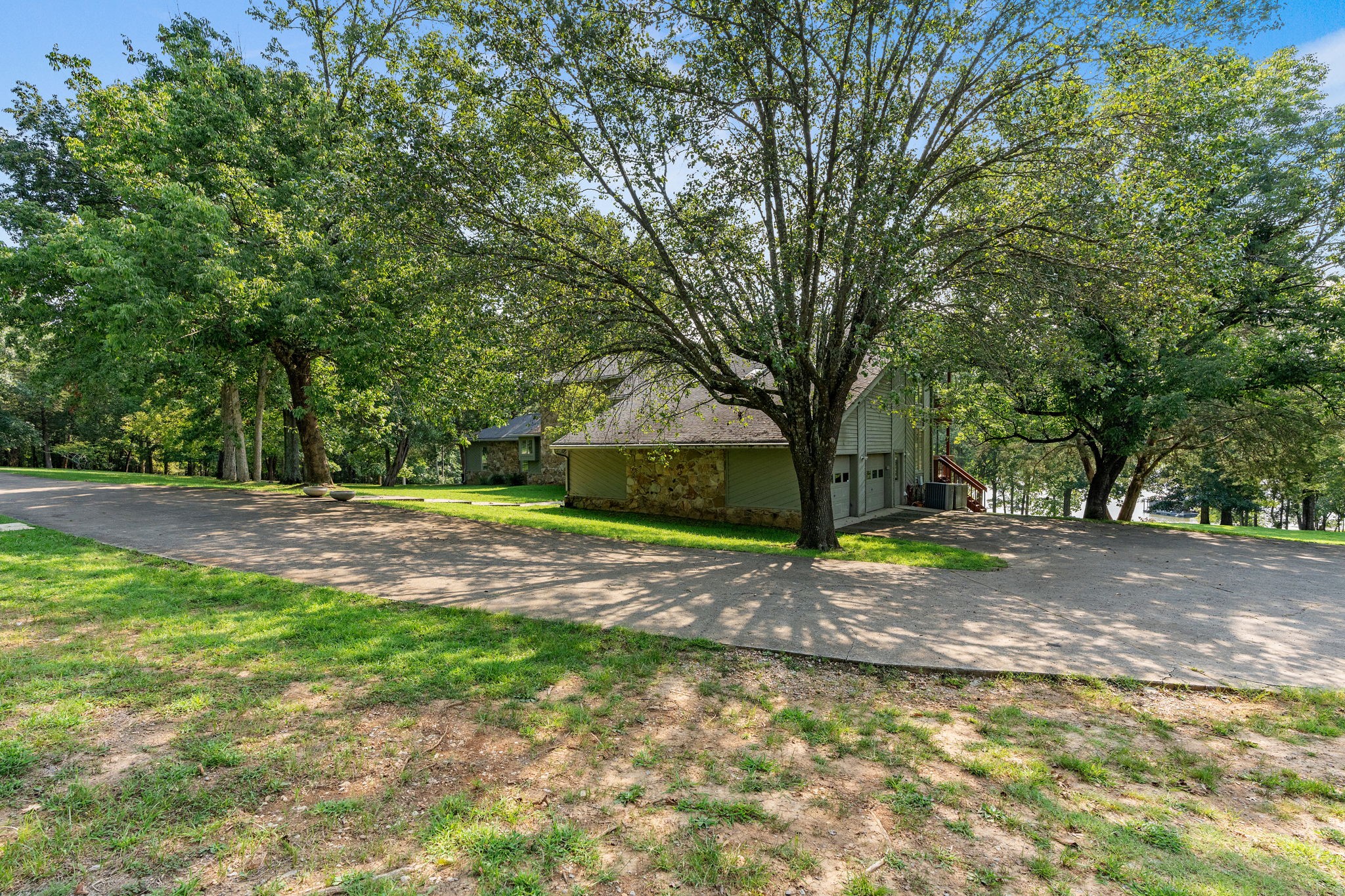8530 Saundersville Rd