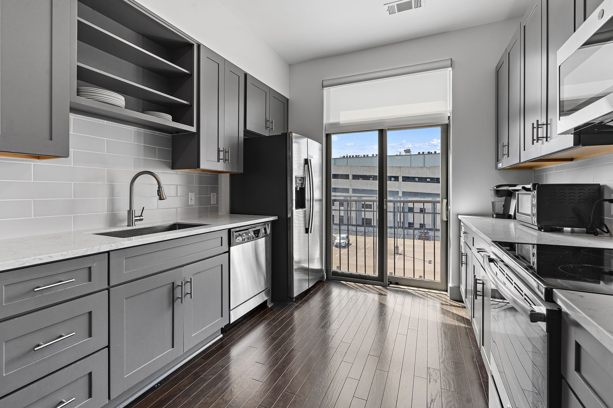 2407 8th Ave, S Unit: 402