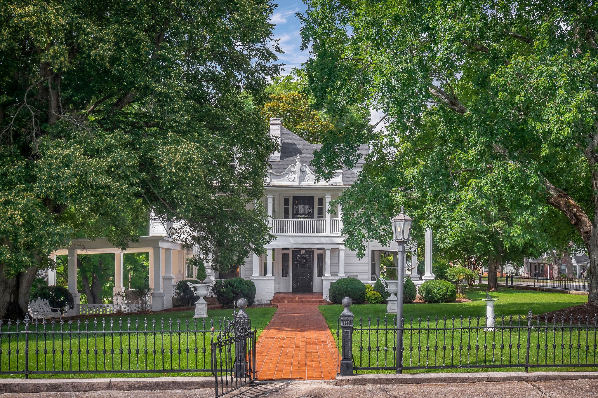 105 N Church St, N