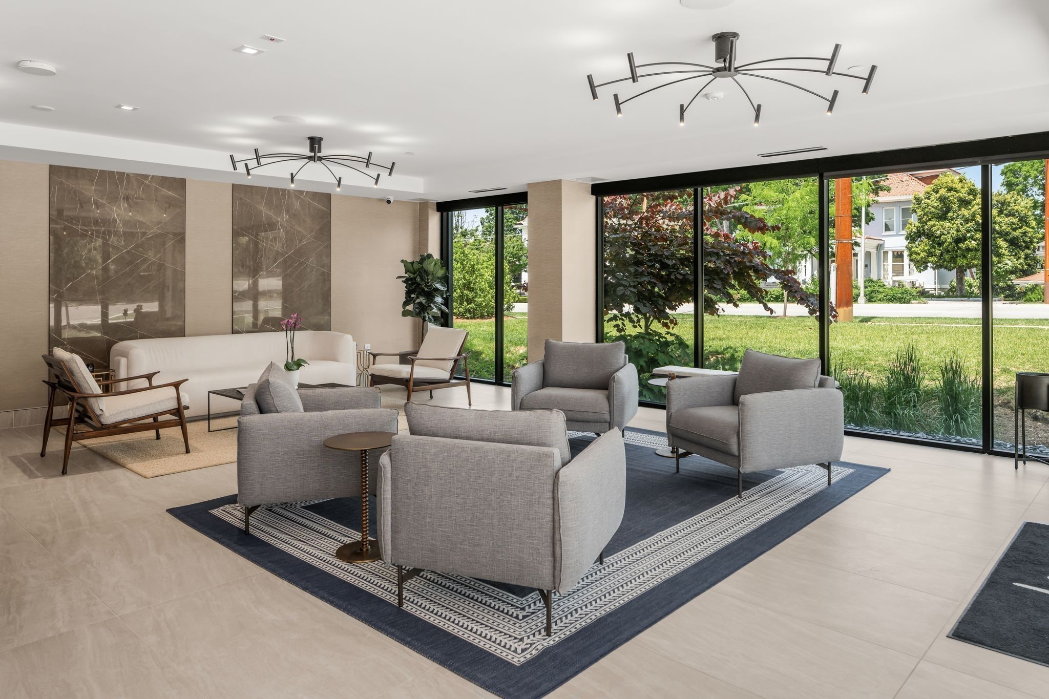 95 Leonard Ave Unit: 6