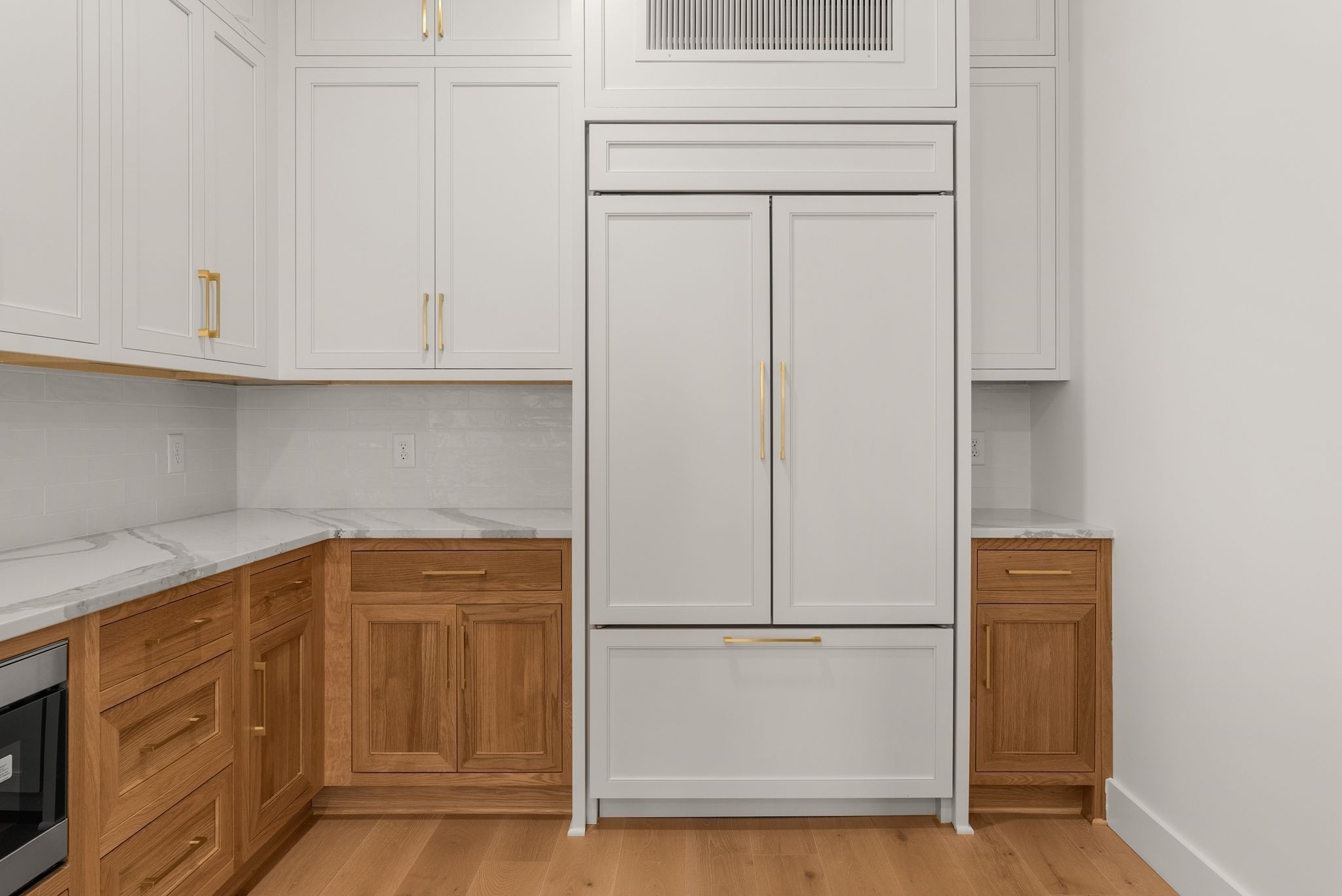 95 Leonard Ave Unit: 6