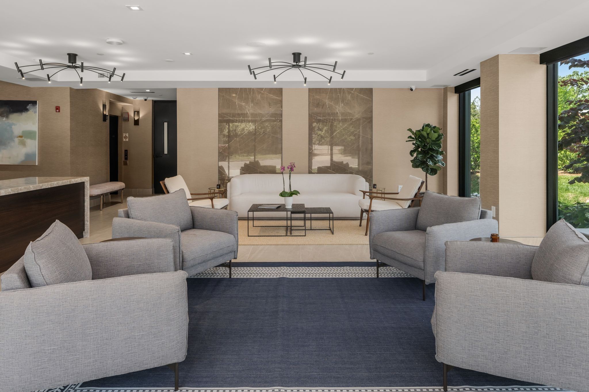 95 Leonard Ave Unit: 6