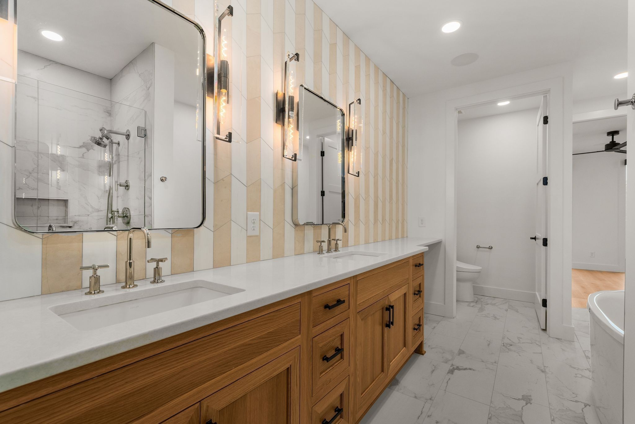 95 Leonard Ave Unit: 6