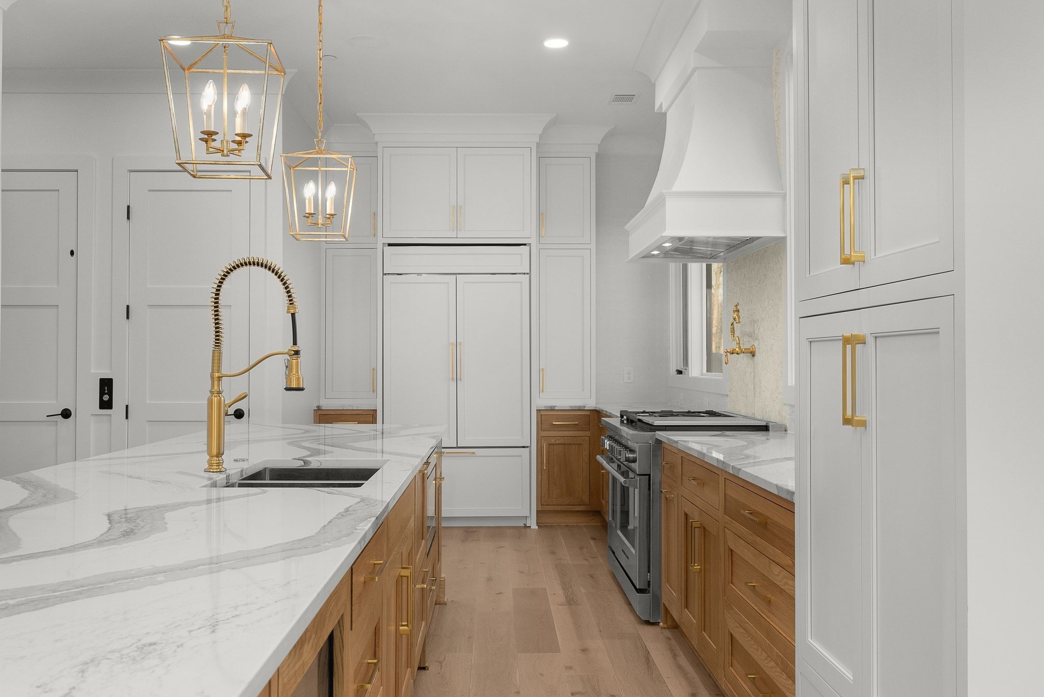 95 Leonard Ave Unit: 7