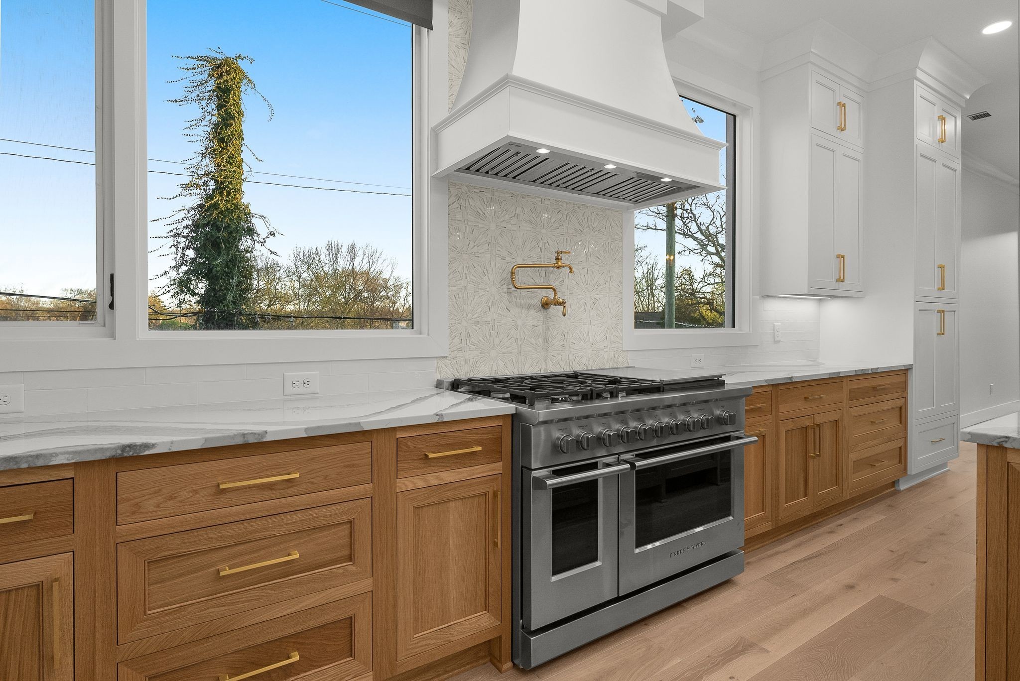 95 Leonard Ave Unit: 7