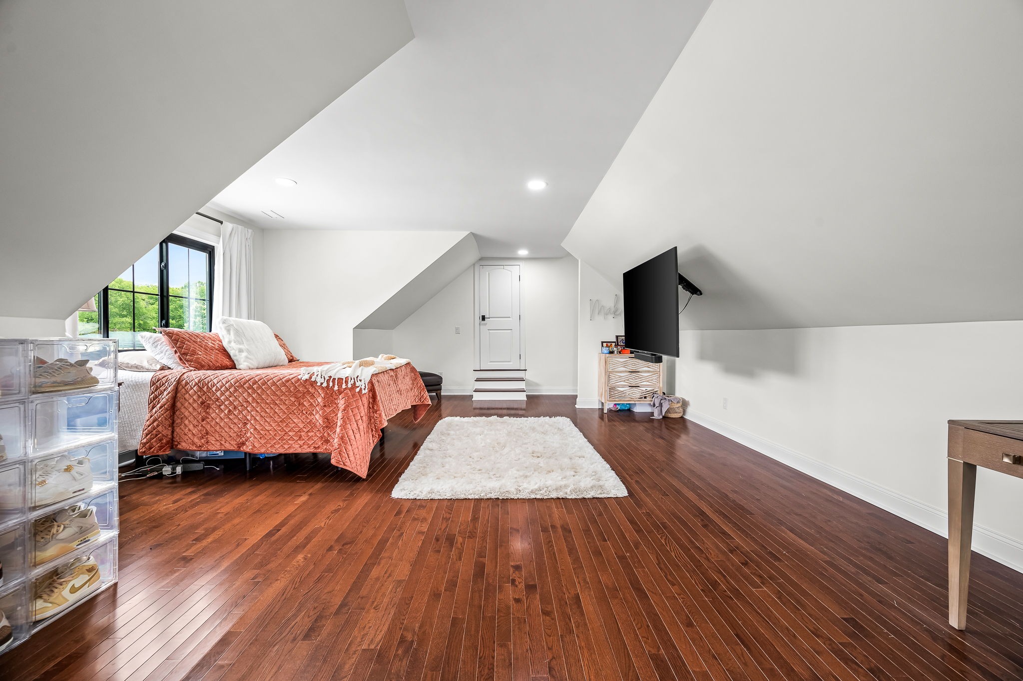 108 Nestledown Xing