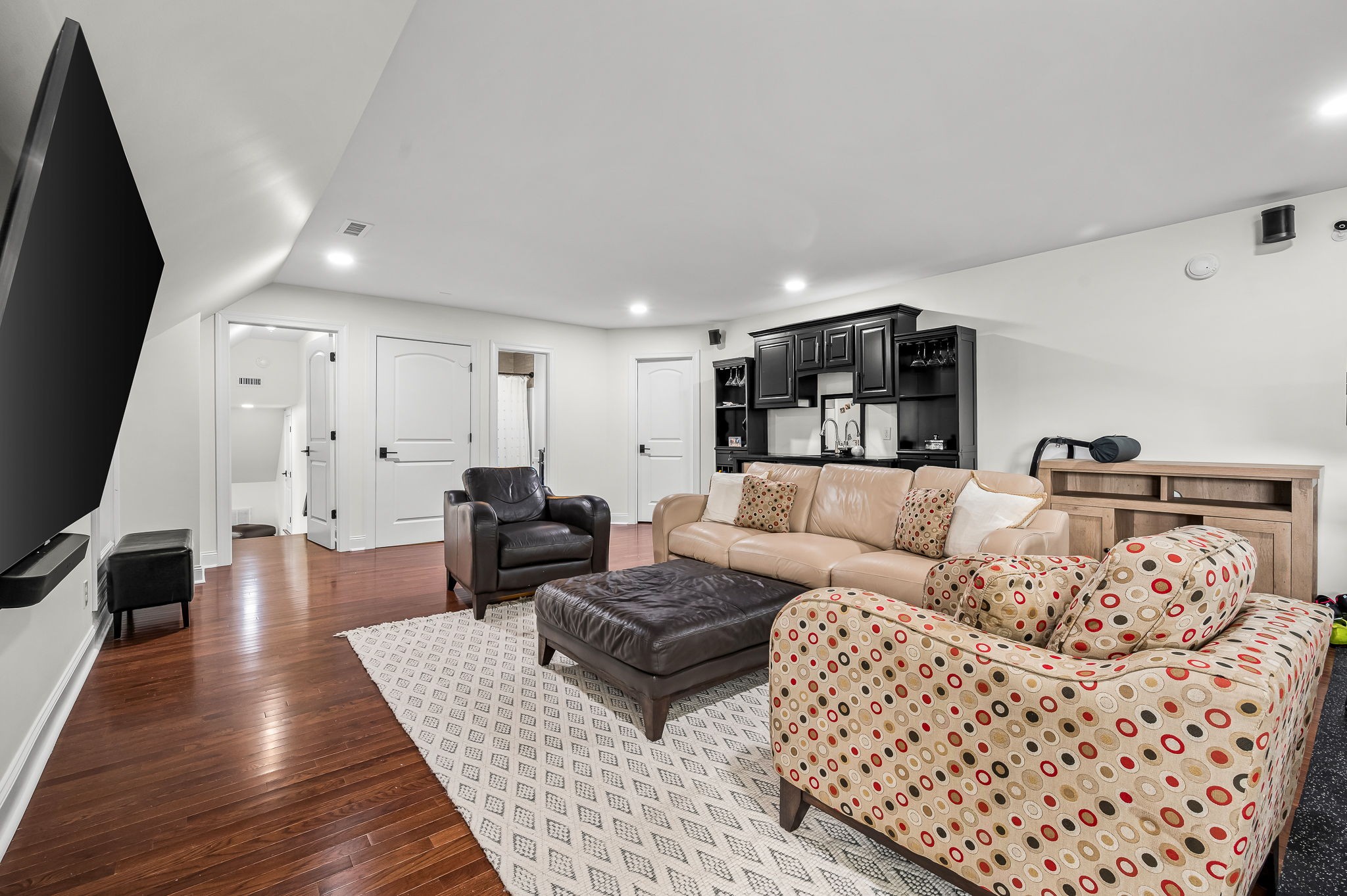 108 Nestledown Xing