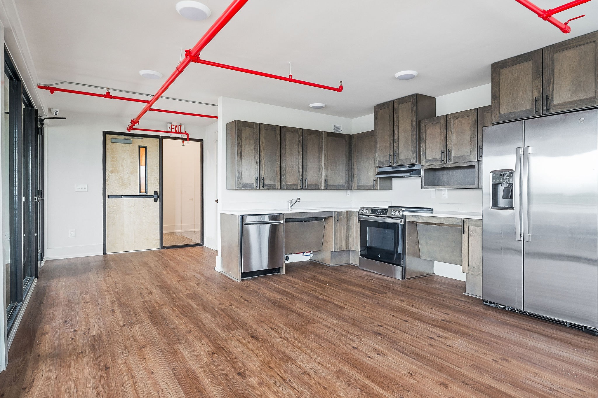 211 W Colville St Unit: 402