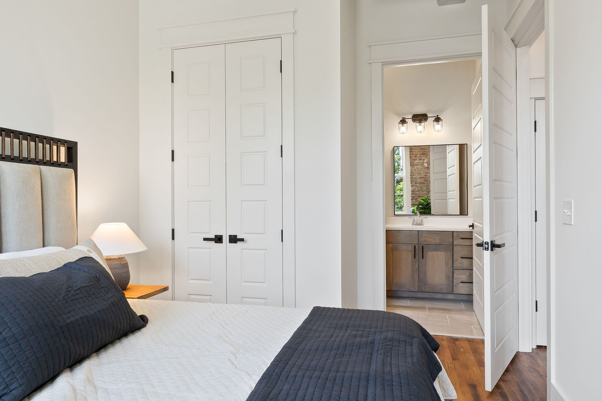 211 W Colville St Unit: 205