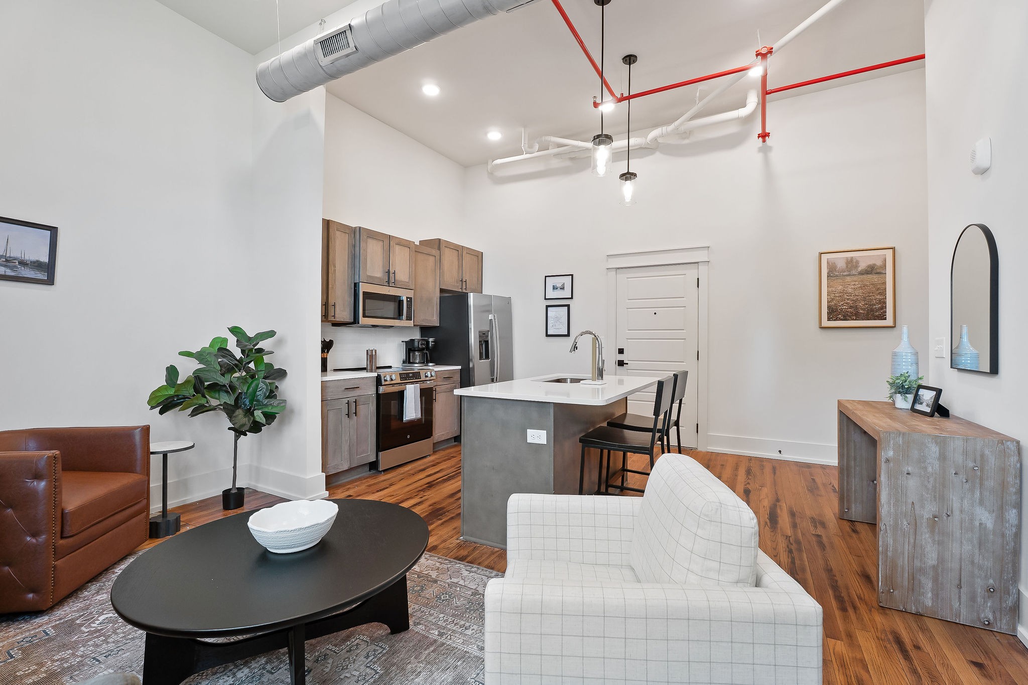 211 W Colville St Unit: 205