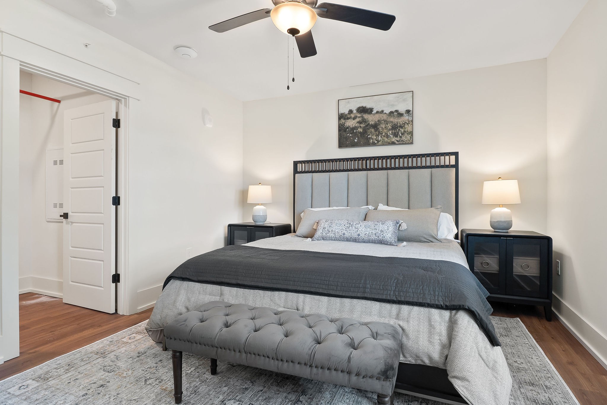211 W Colville St Unit: 207