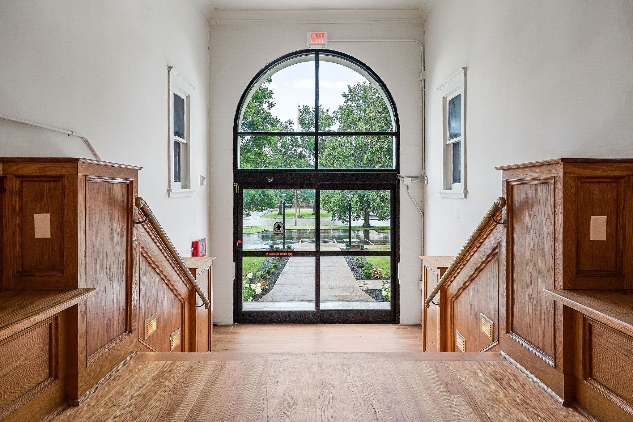 211 W Colville St Unit: 207
