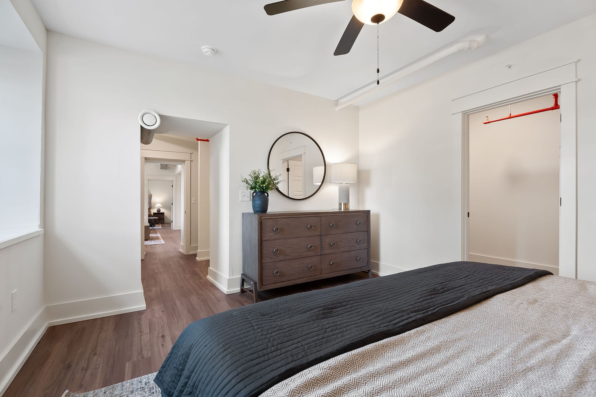 211 W Colville St Unit: 207