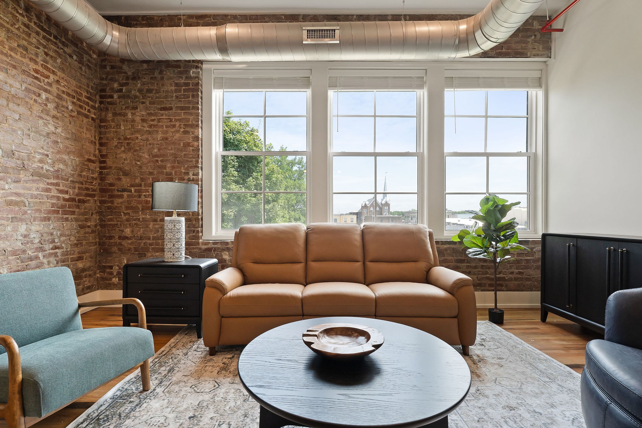 211 W Colville St Unit: 301