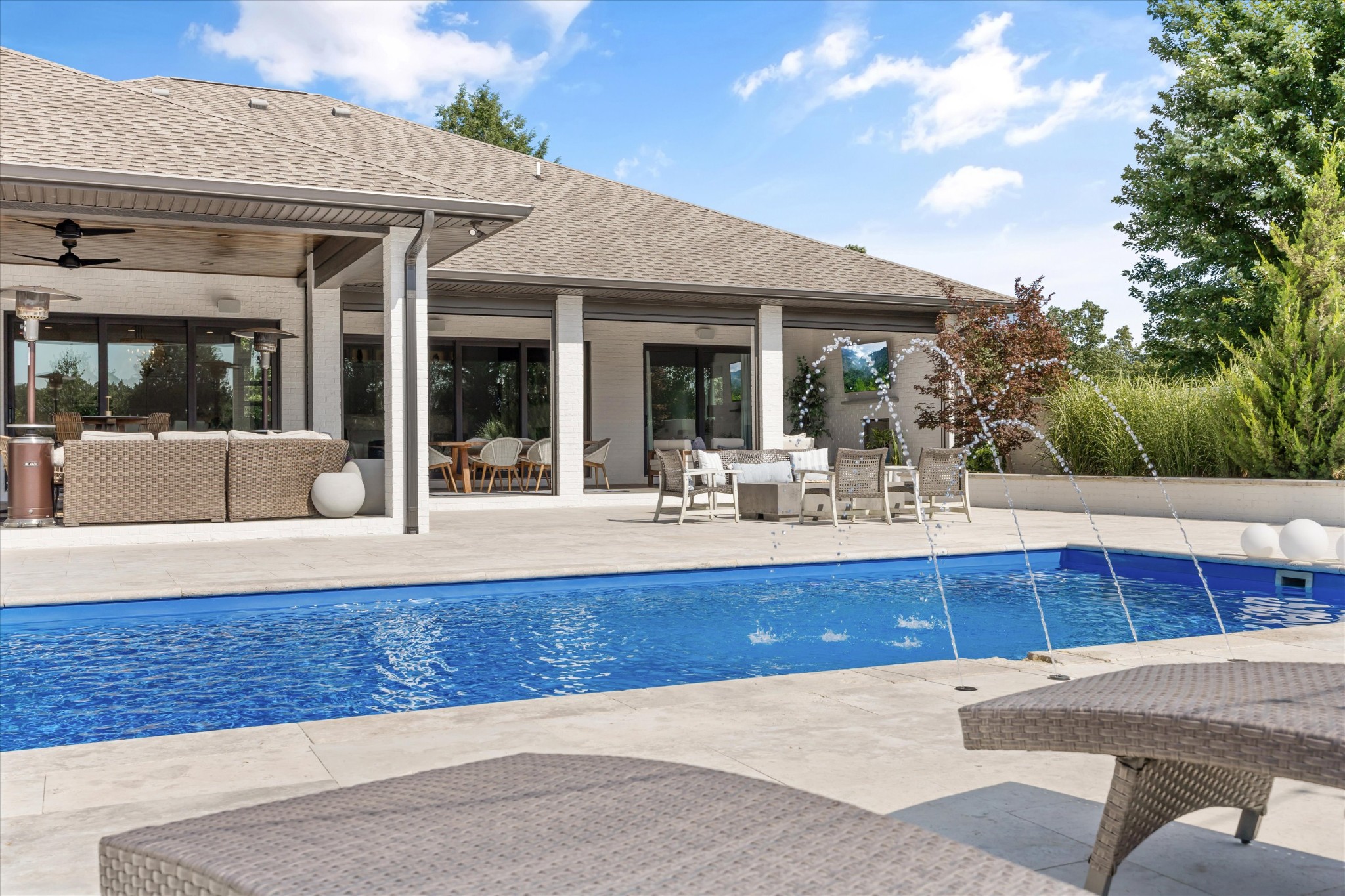 125 Cedar Ridge Ln