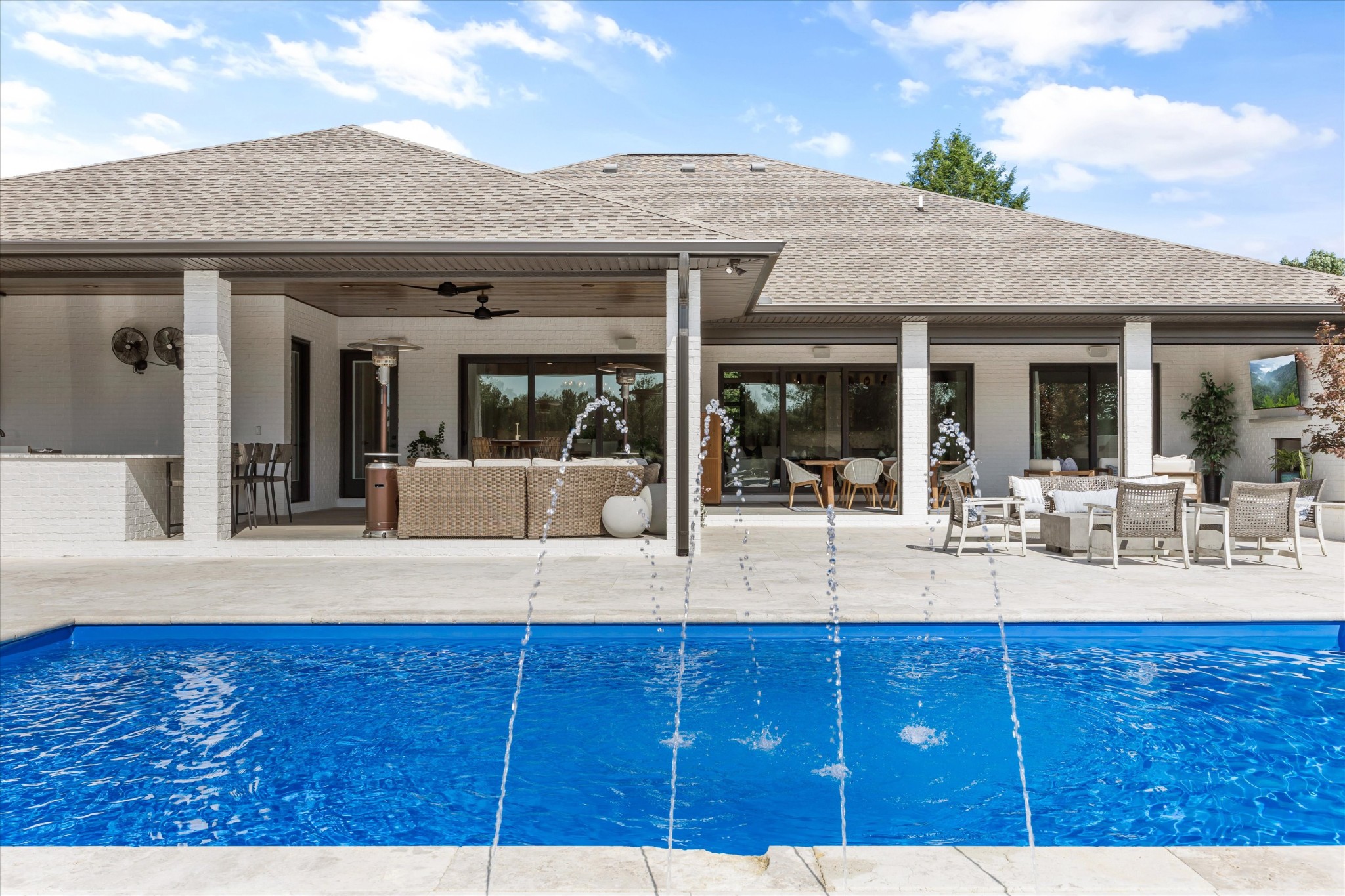 125 Cedar Ridge Ln