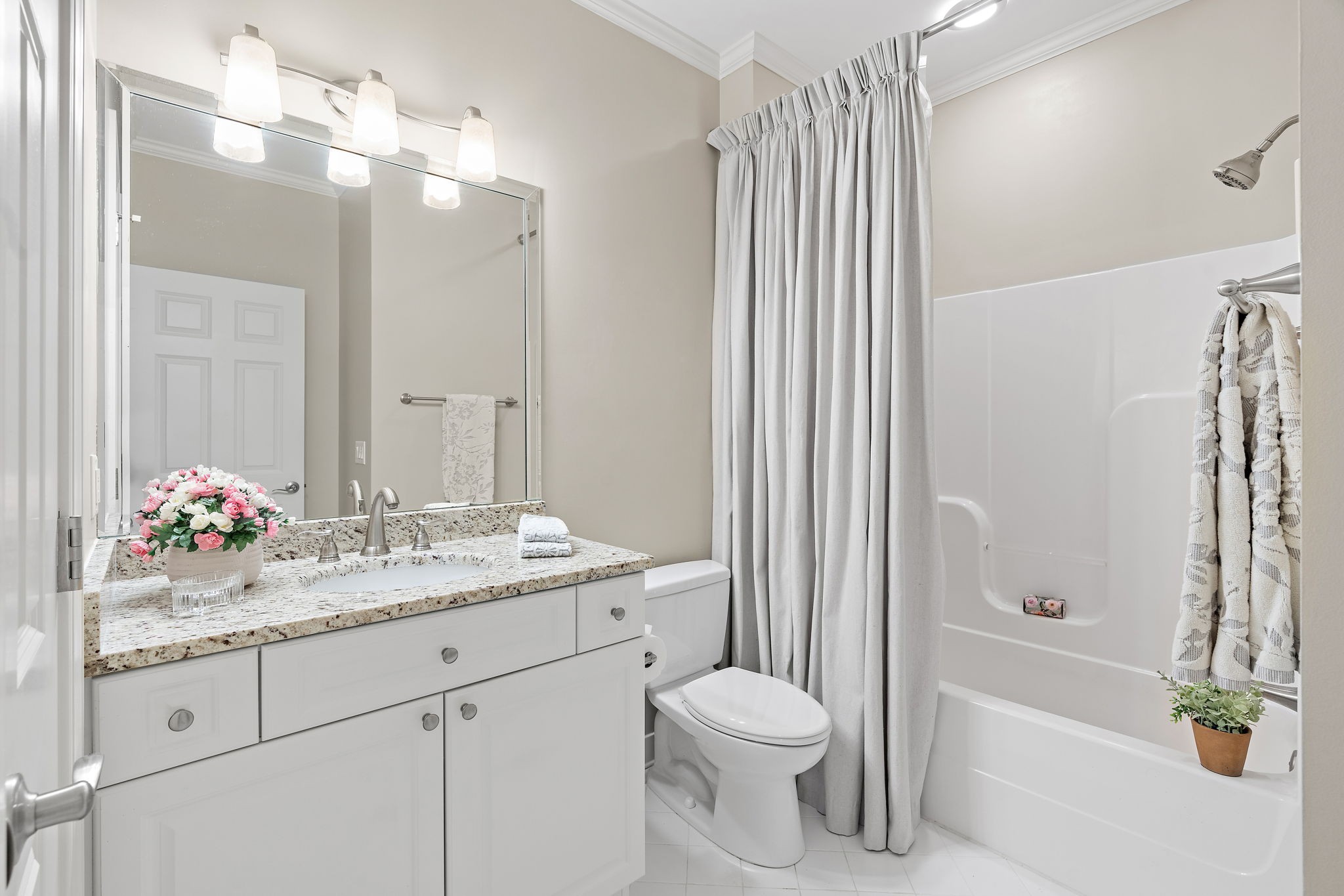 5601 Cloverland Dr Unit: 144