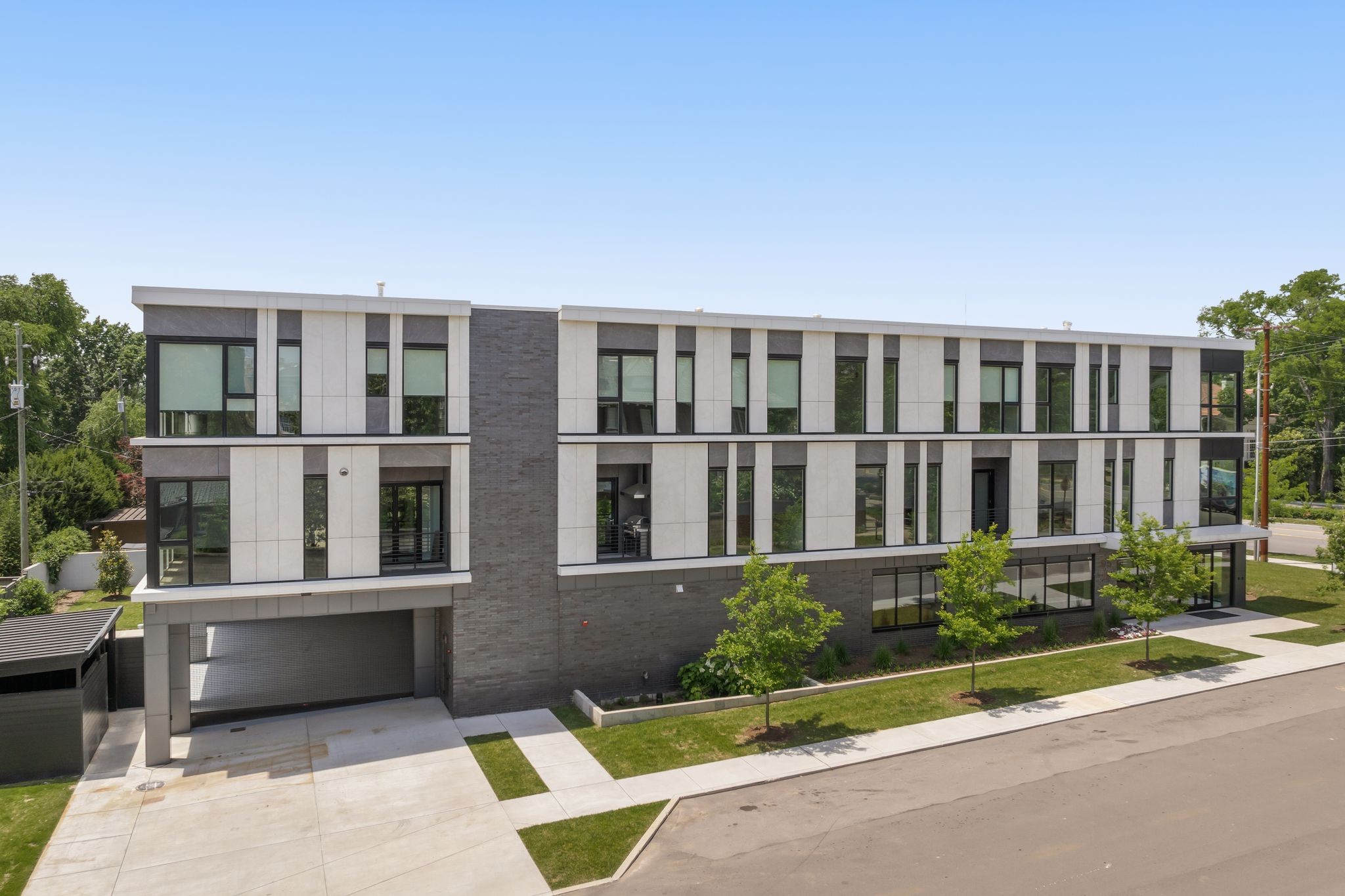 95 Leonard Ave Unit: 5