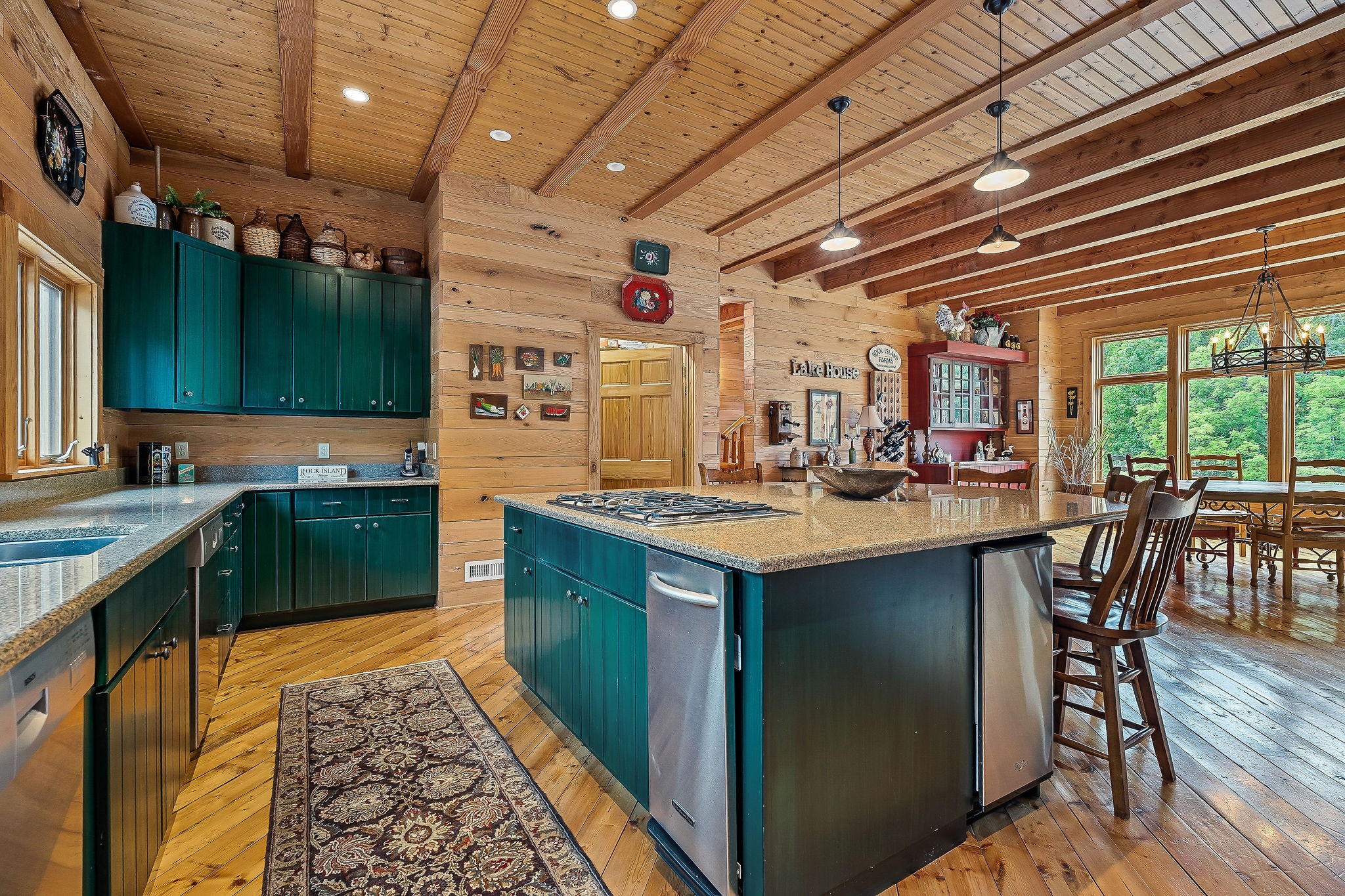 4042 Rocky Ridge Rd