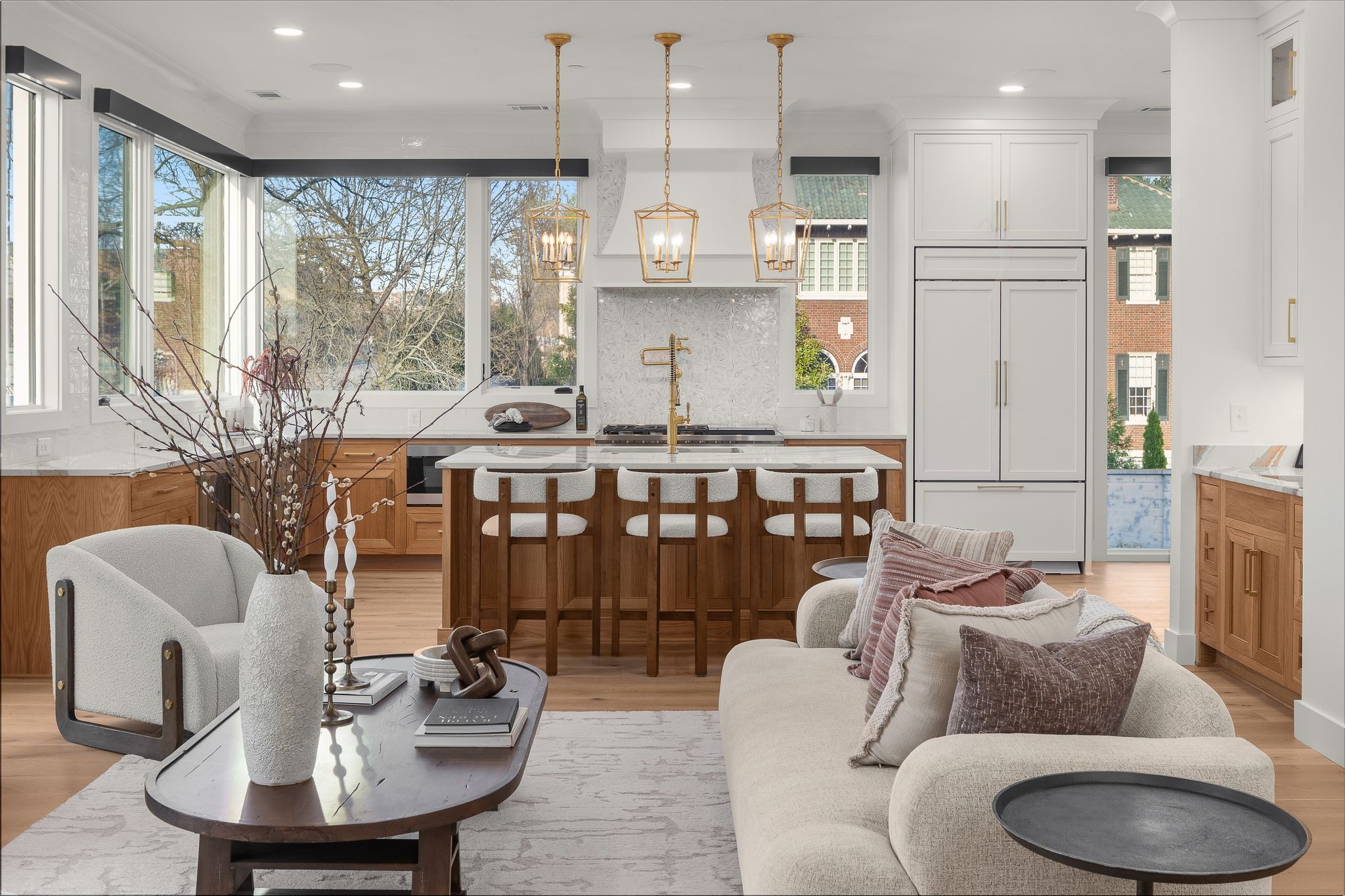 95 Leonard Ave Unit: 2