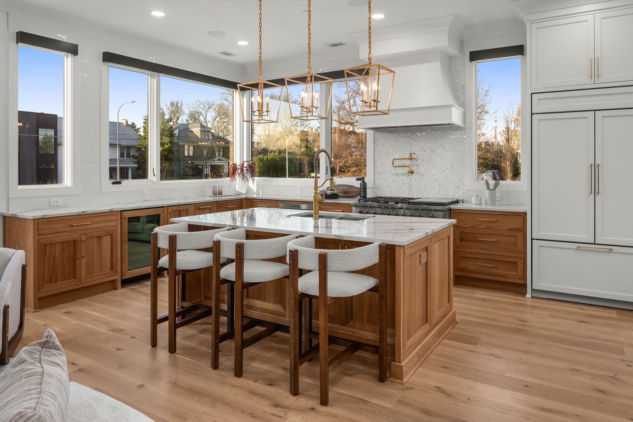 95 Leonard Ave Unit: 2