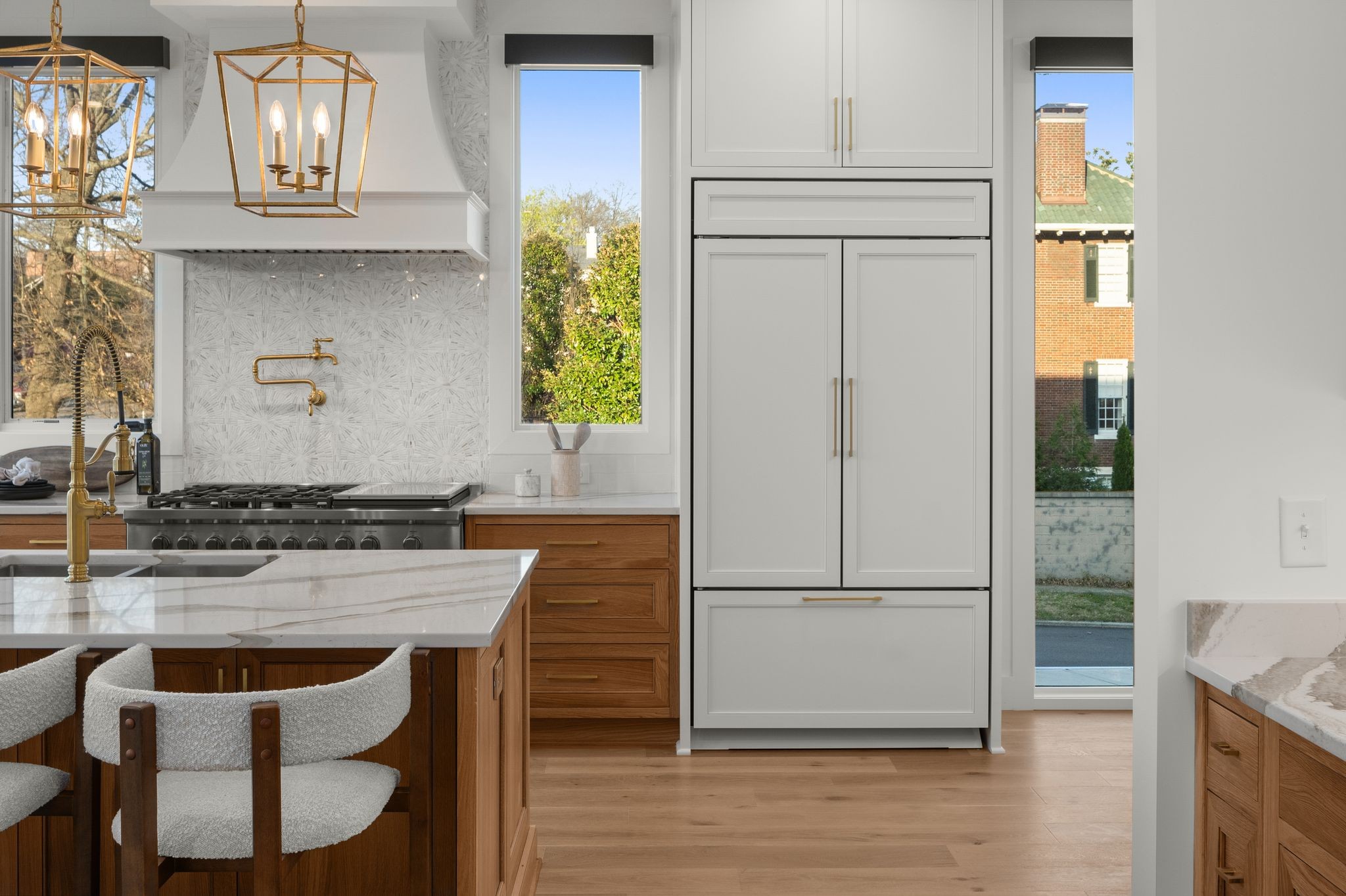 95 Leonard Ave Unit: 2