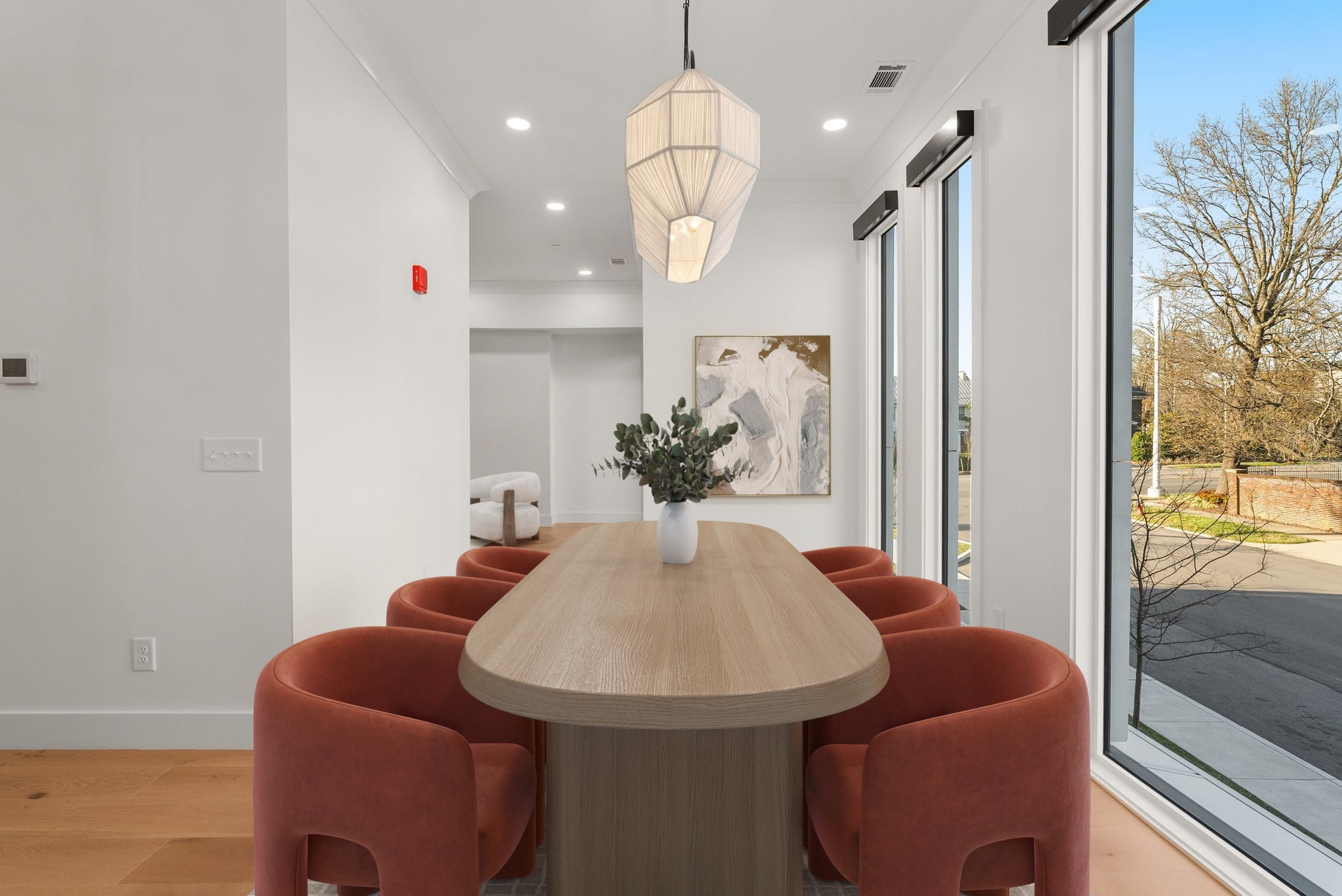 95 Leonard Ave Unit: 6
