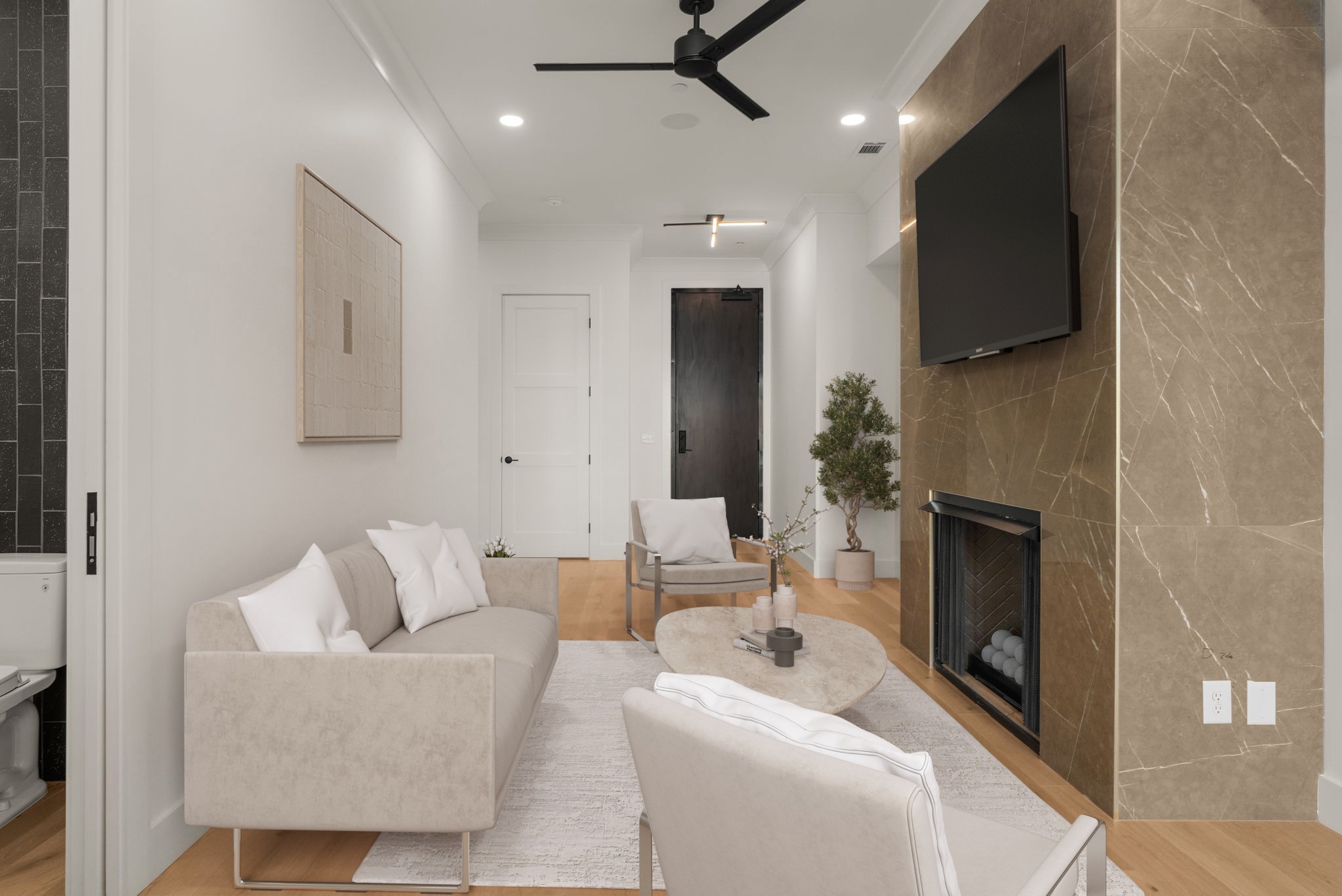 95 Leonard Ave Unit: 5