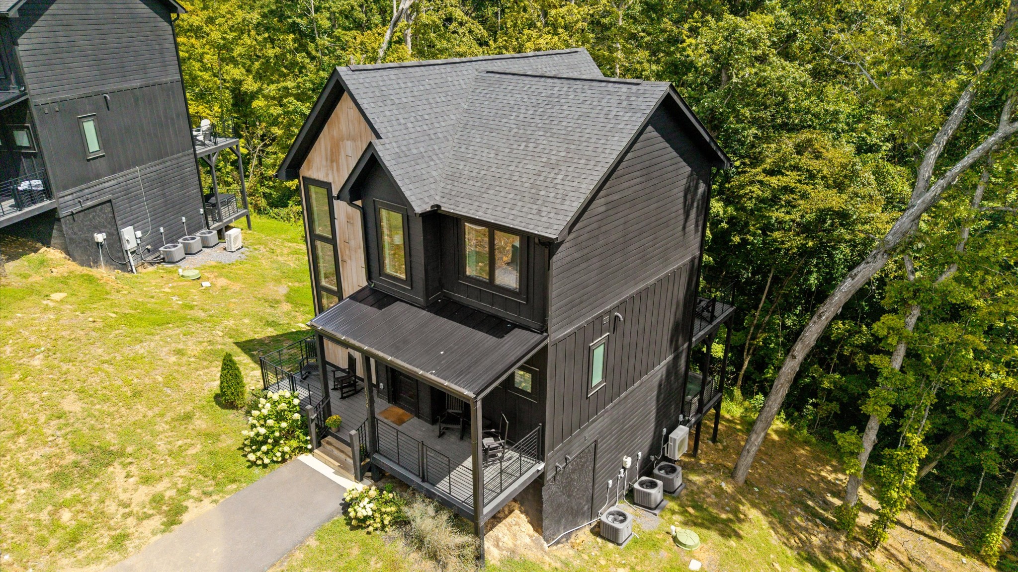 1134 Reedmont Way