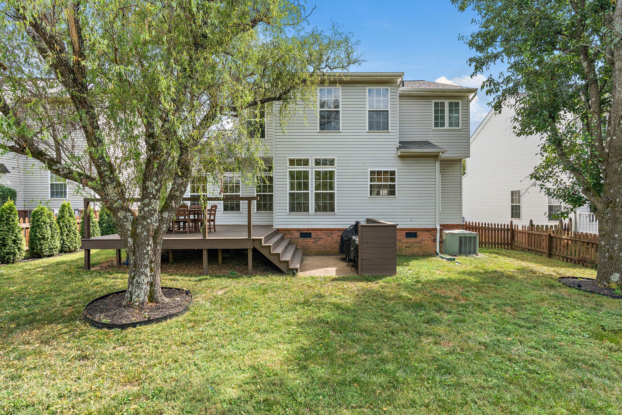 3230 Nolen Ln