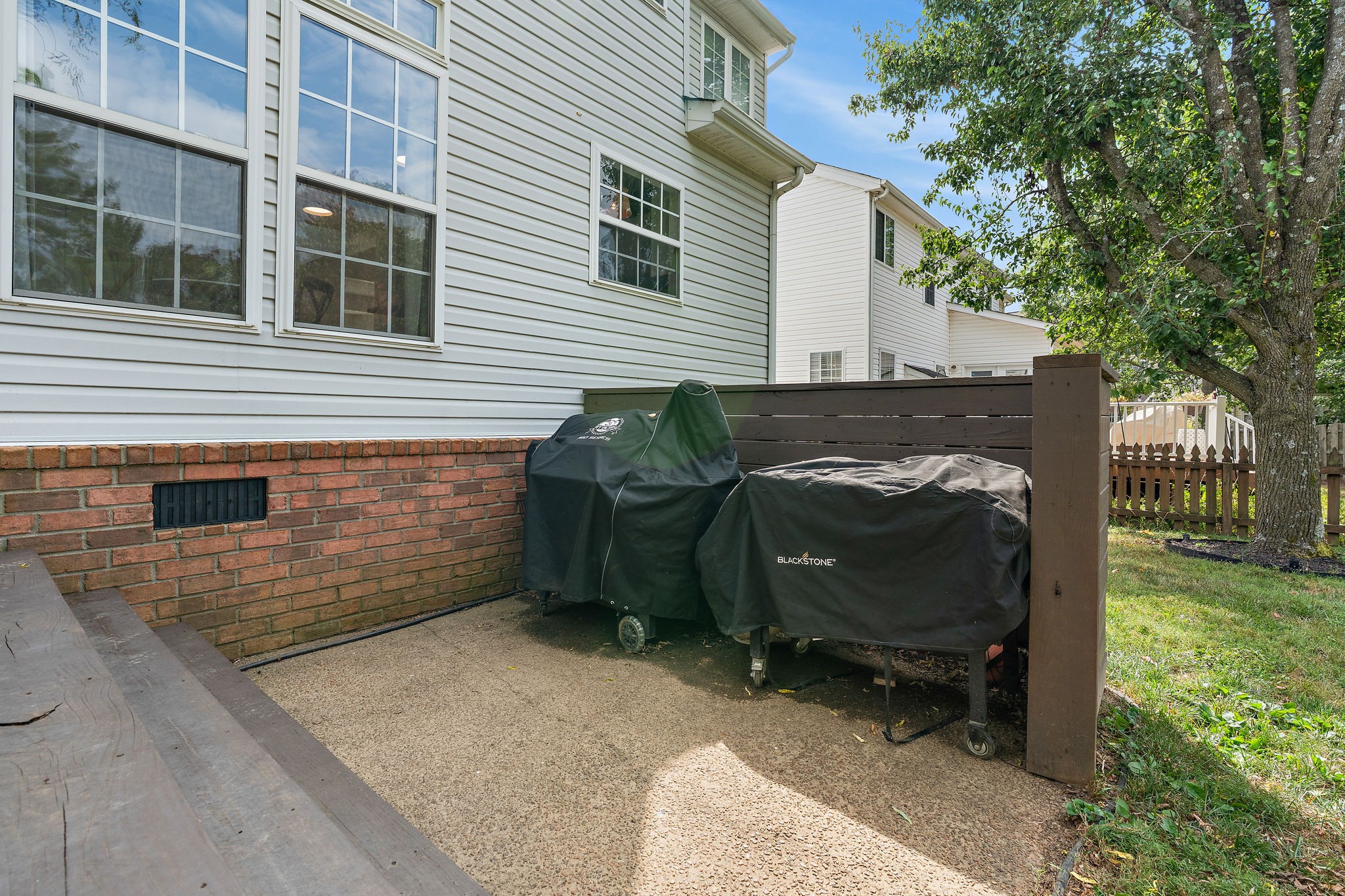 3230 Nolen Ln