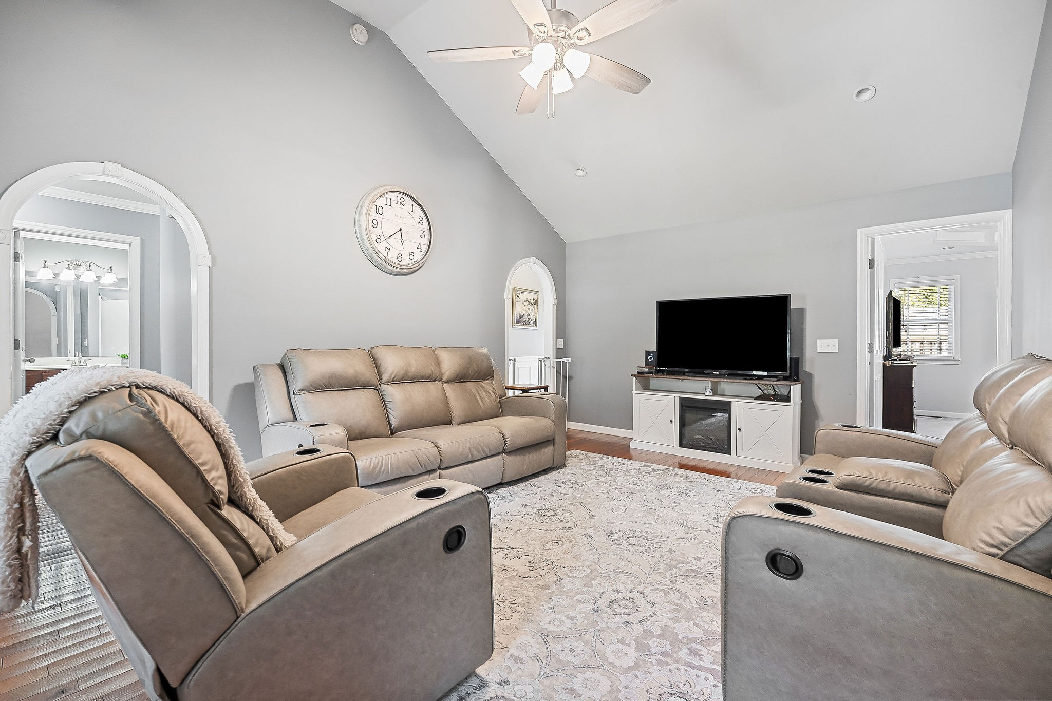 89 Oakwood Trl