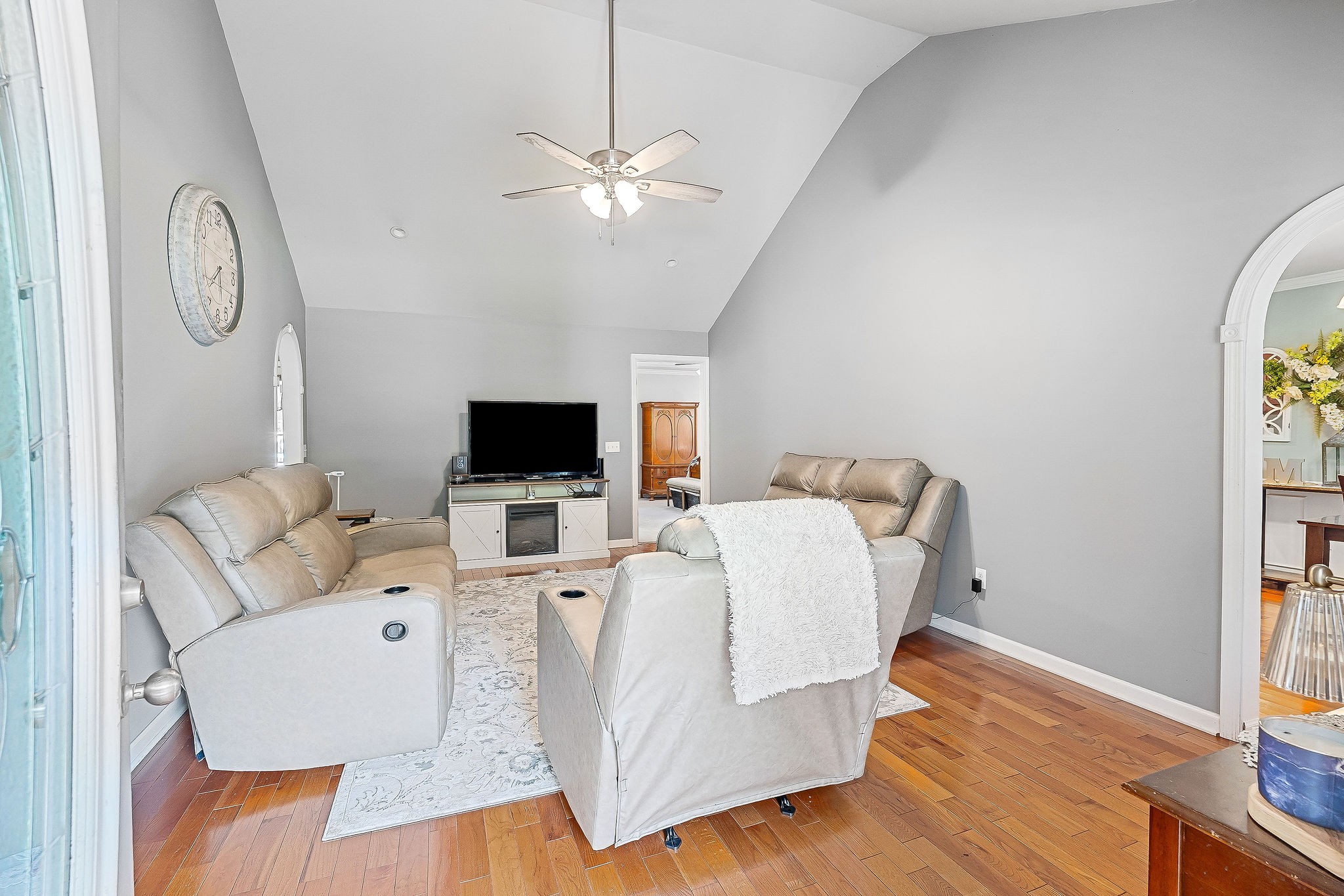 89 Oakwood Trl
