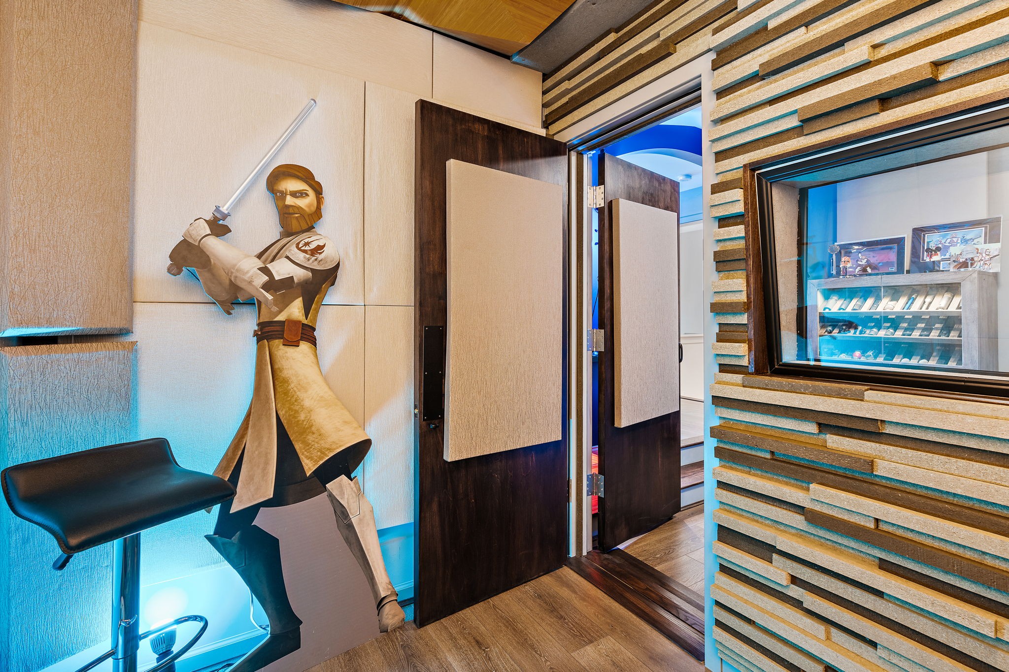 7025 Vineyard Valley Dr