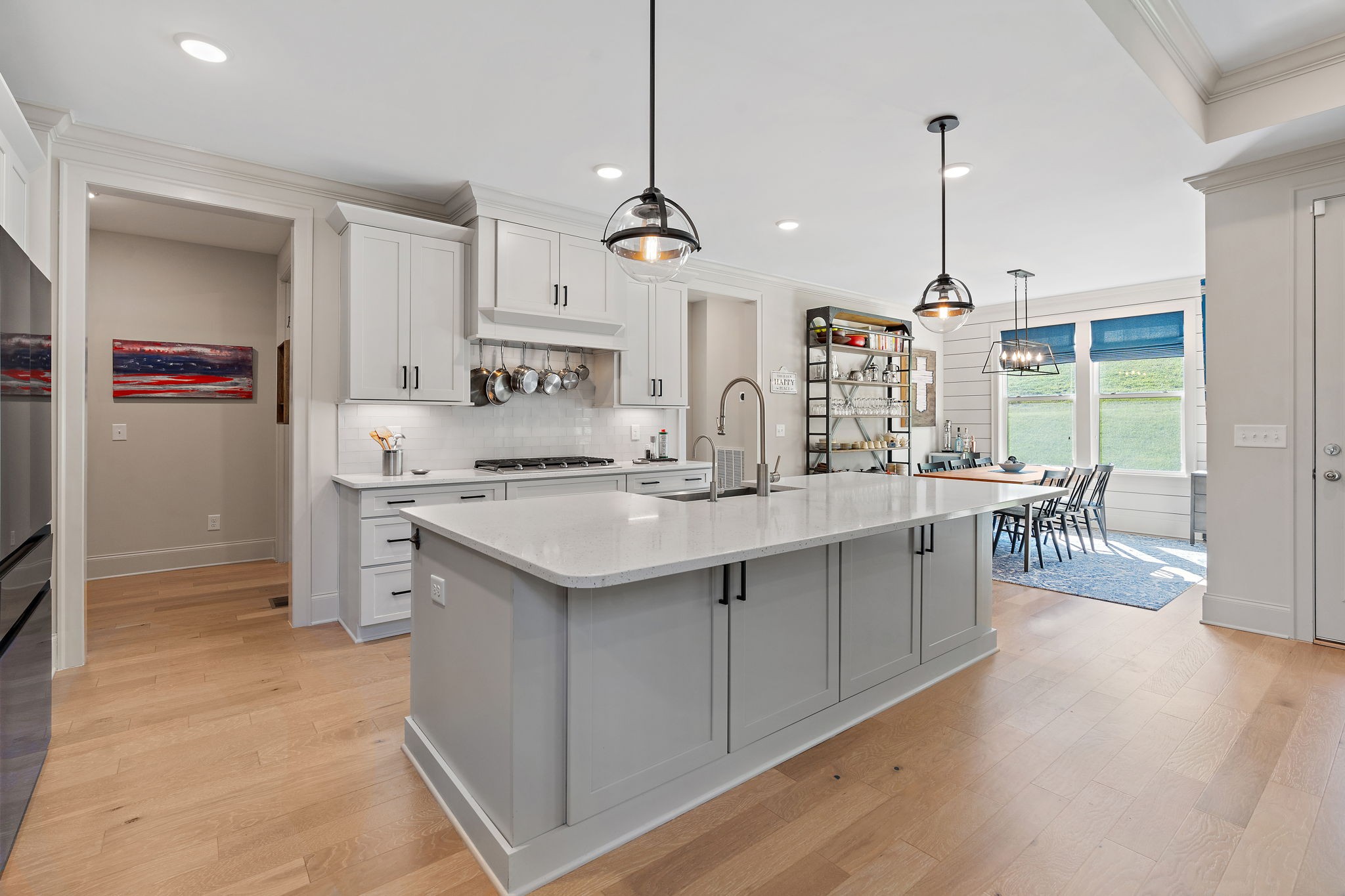 7025 Vineyard Valley Dr