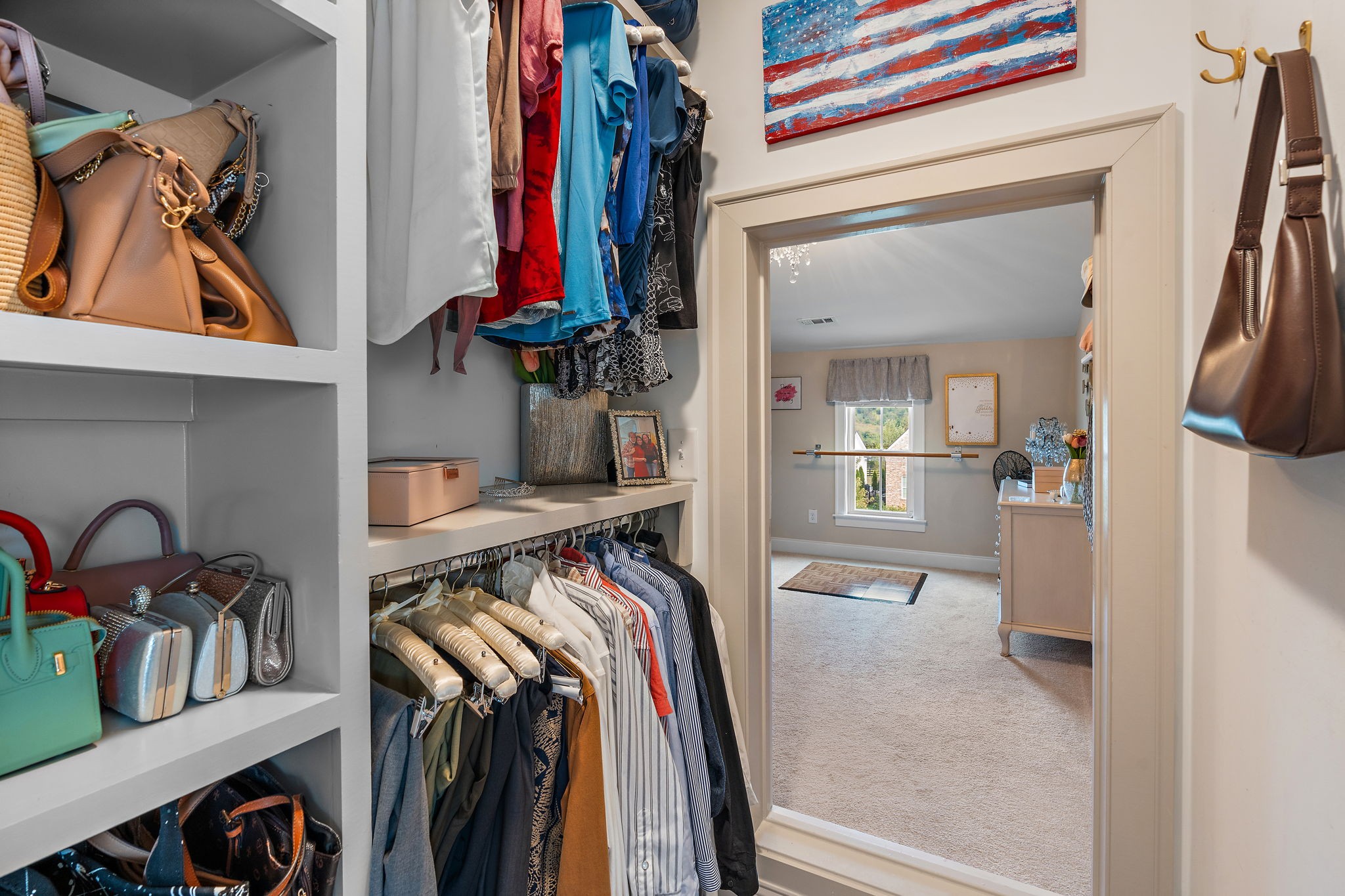 7025 Vineyard Valley Dr