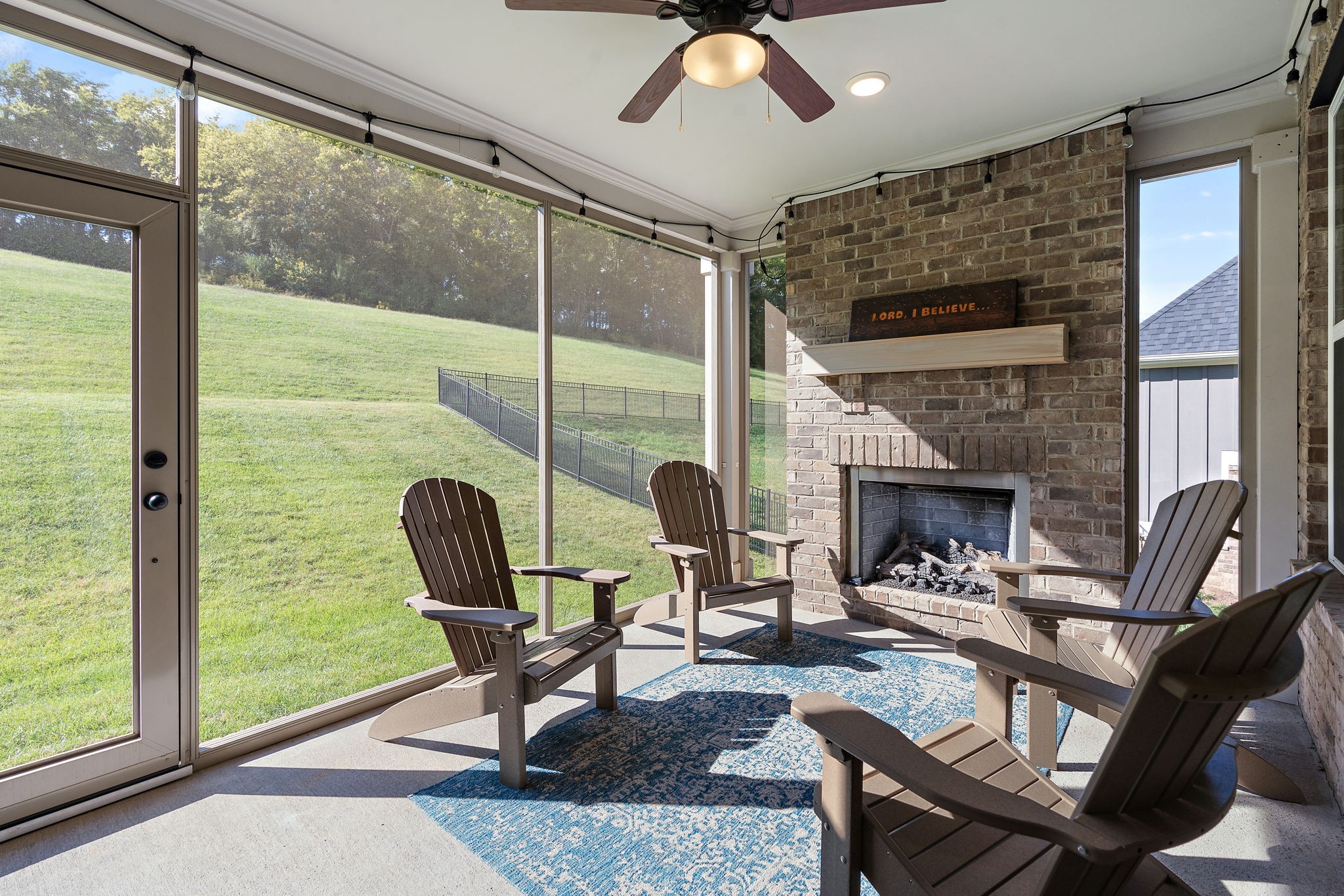 7025 Vineyard Valley Dr