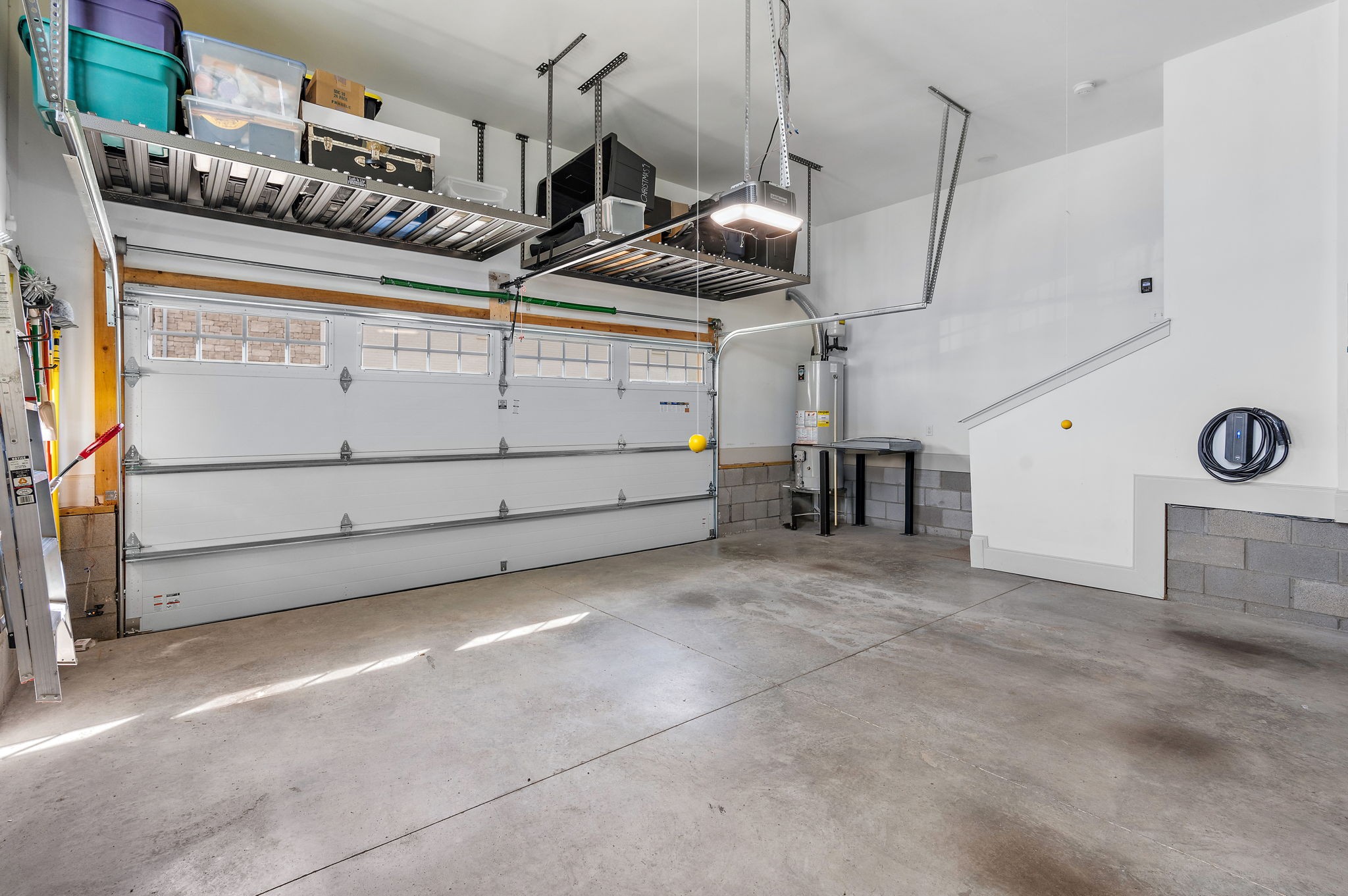 7025 Vineyard Valley Dr