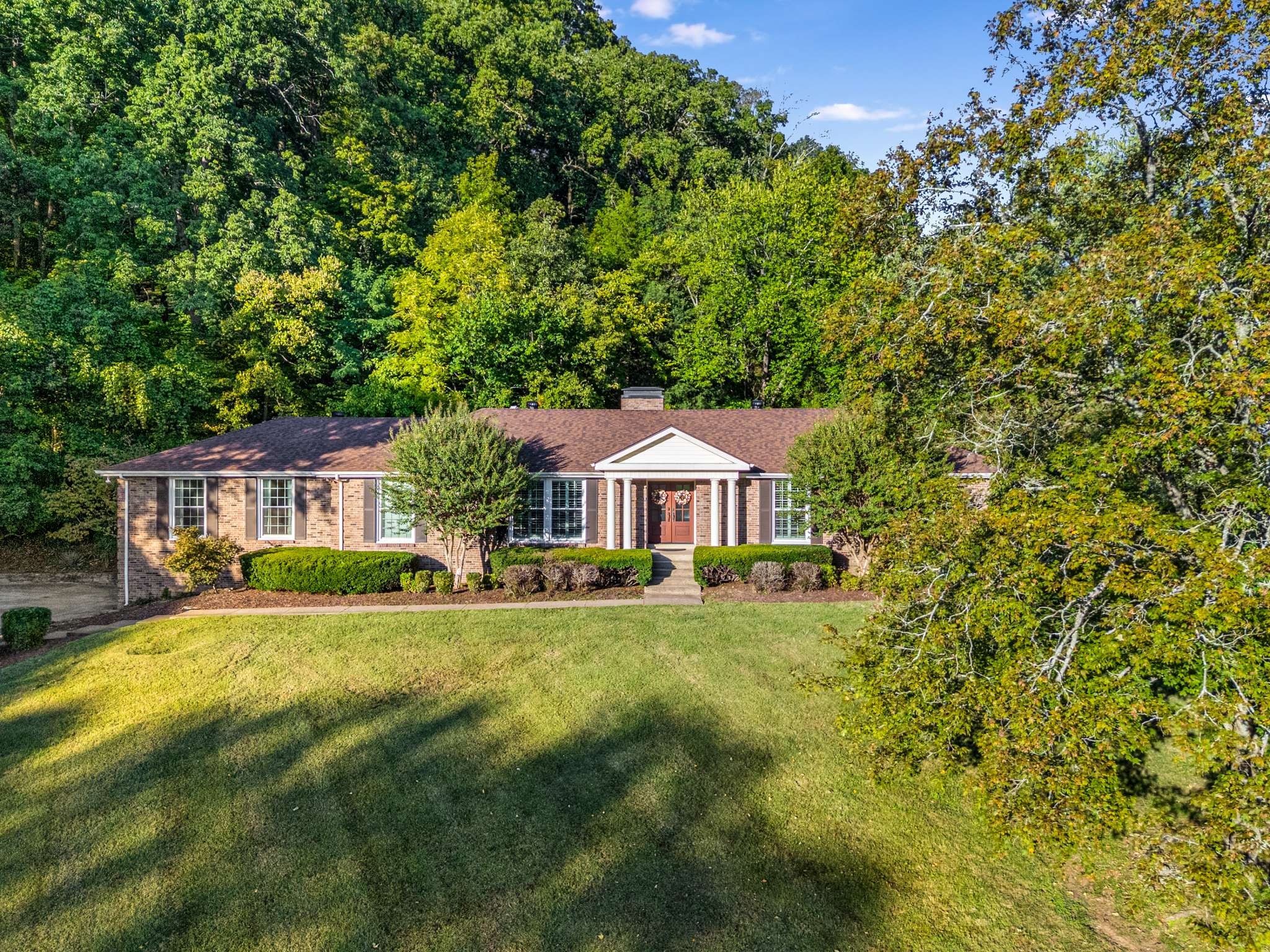5899 E Ashland Dr
