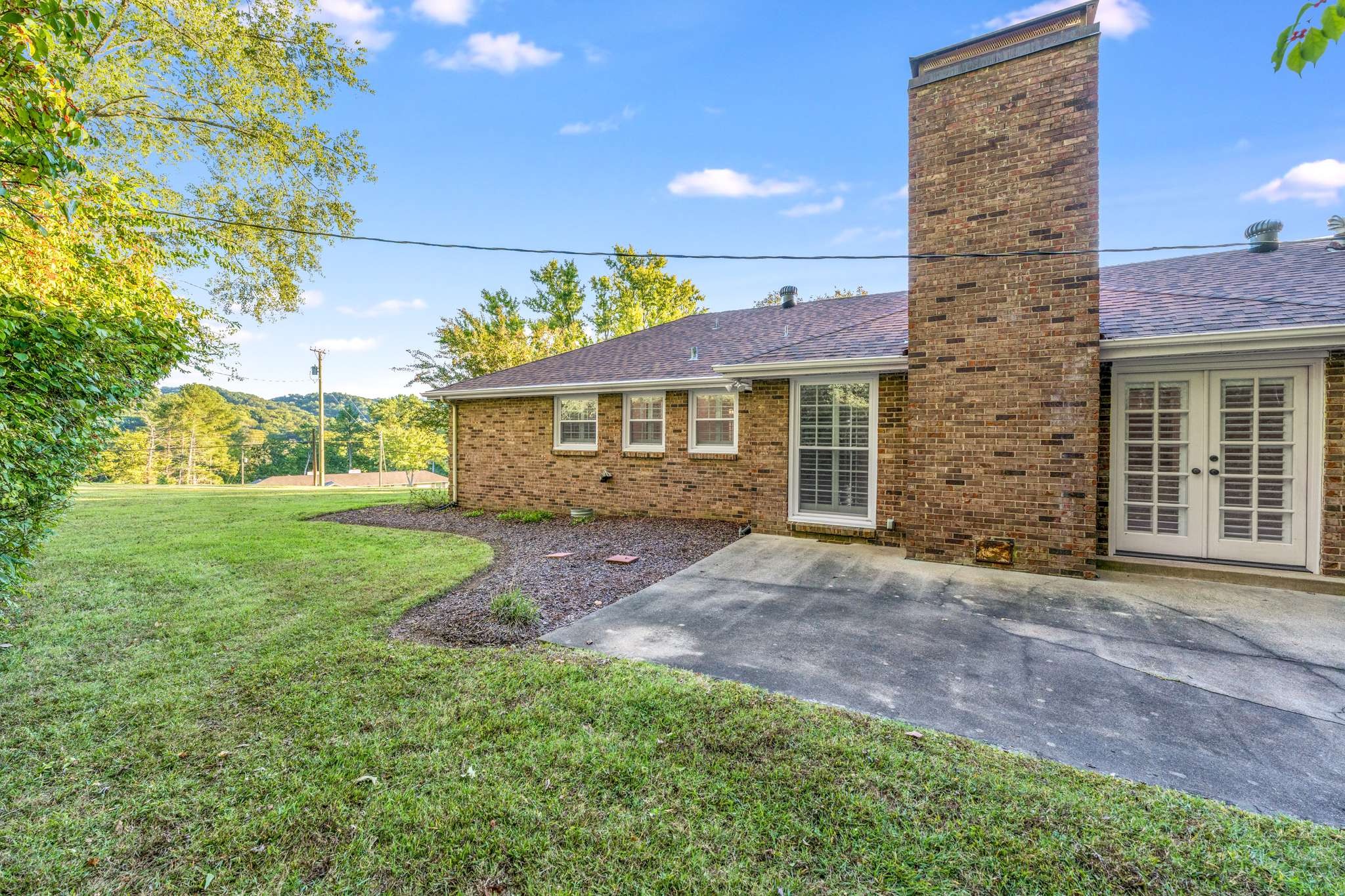 5899 E Ashland Dr
