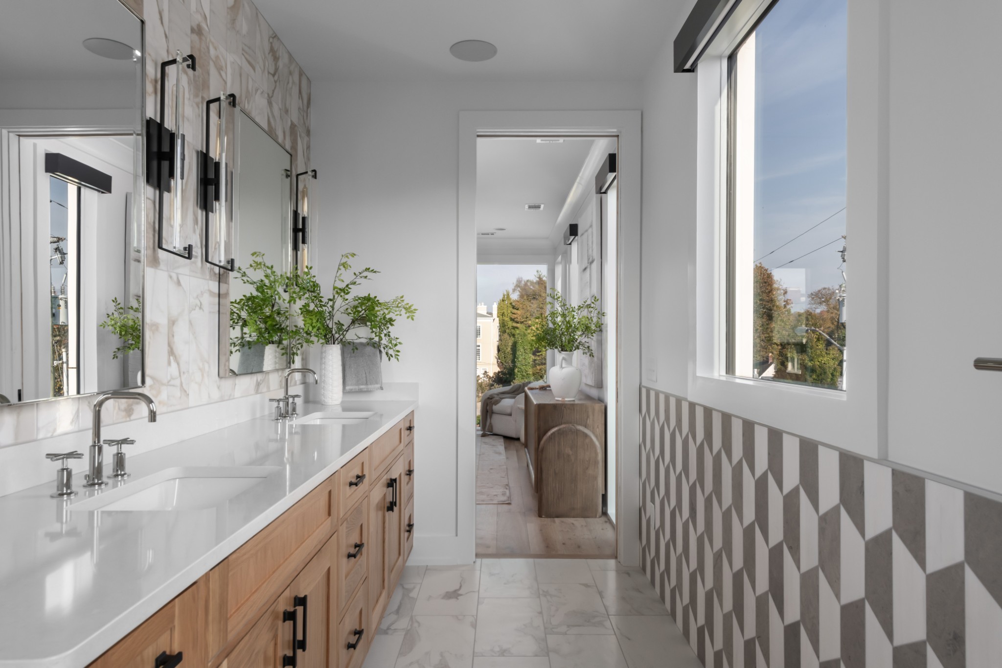 95 Leonard Ave Unit: 8