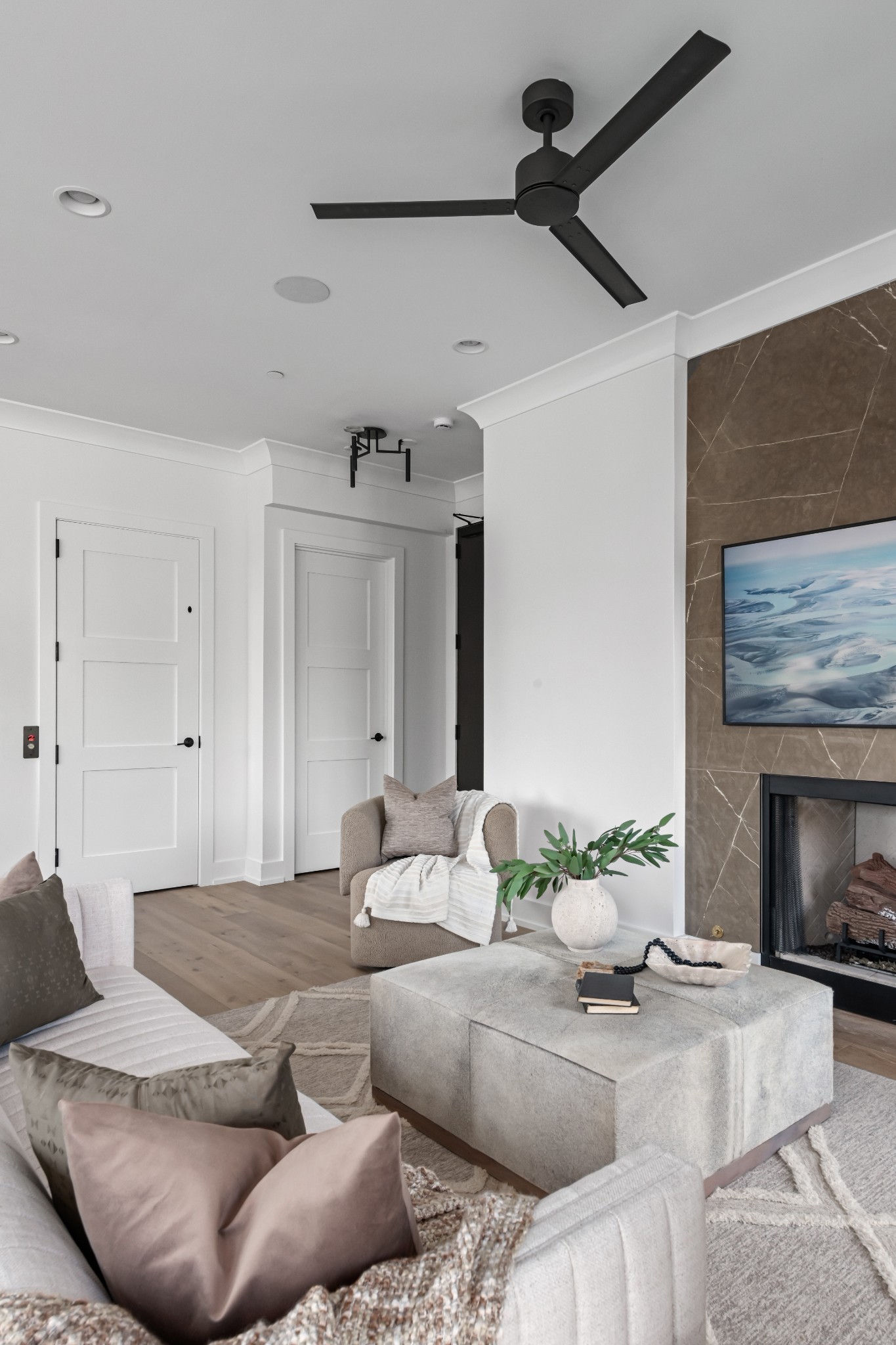 95 Leonard Ave Unit: 8