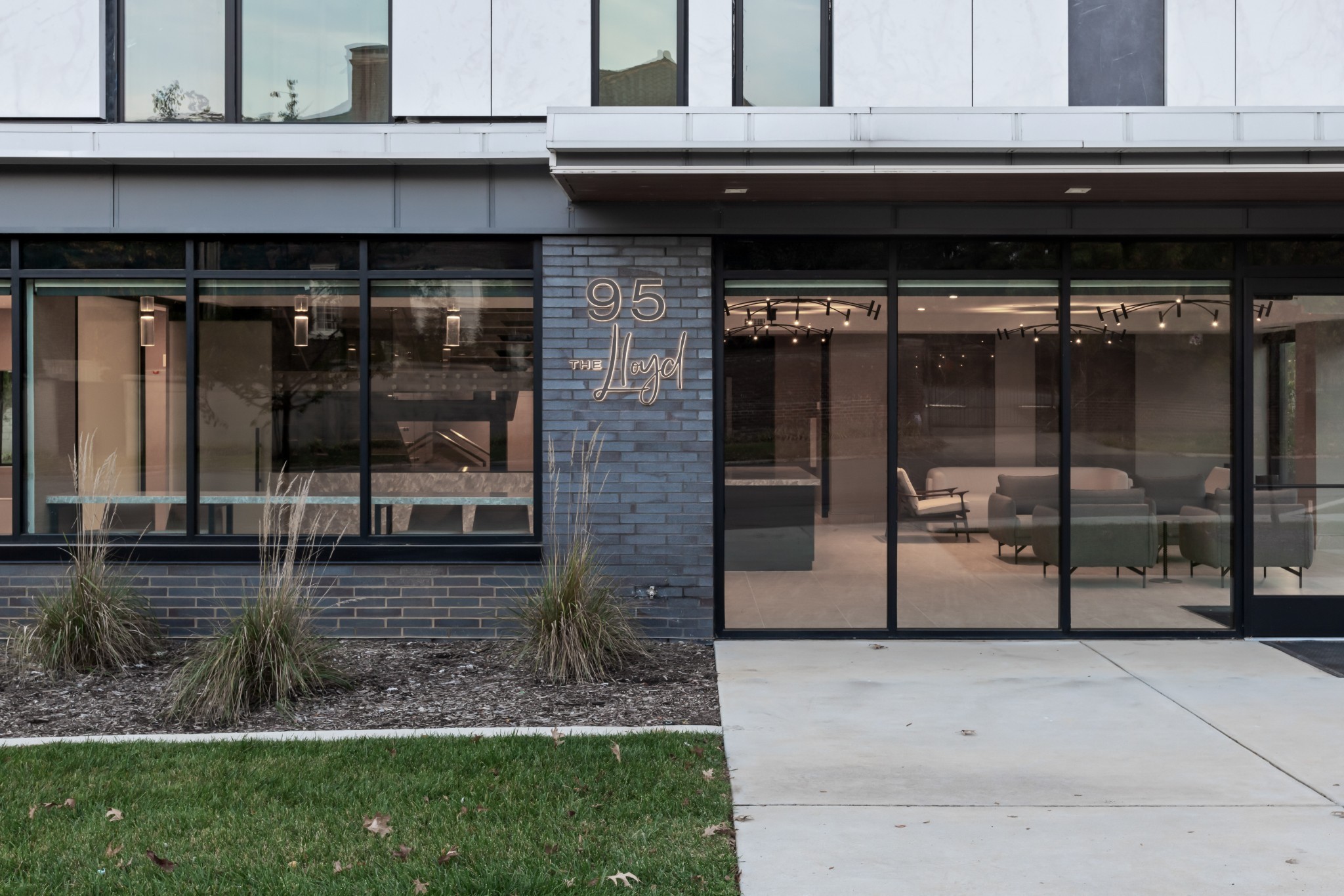 95 Leonard Ave Unit: 8