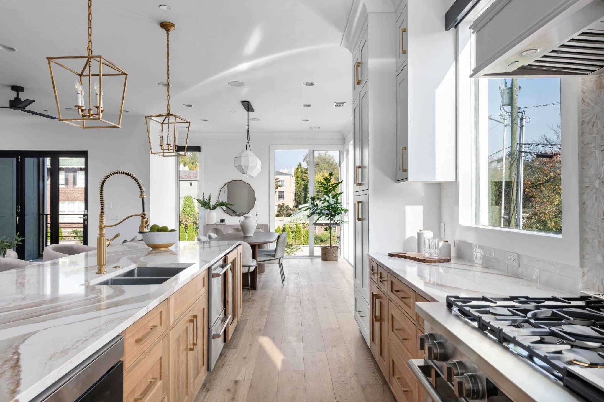 95 Leonard Ave Unit: 8